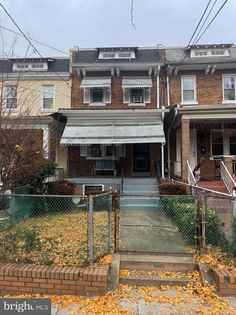 439 DELAFIELD PLACE NW WASHINGTON DC 20011