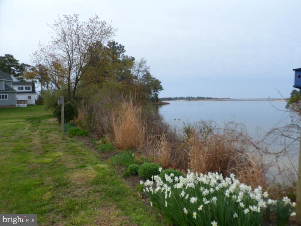 LANDINGS AT PINEY POINT - Residential Lease