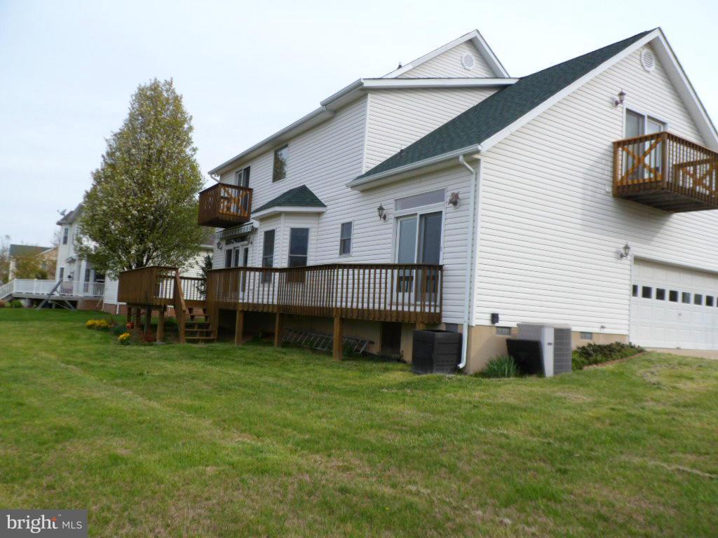 LANDINGS AT PINEY POINT - Residential Lease