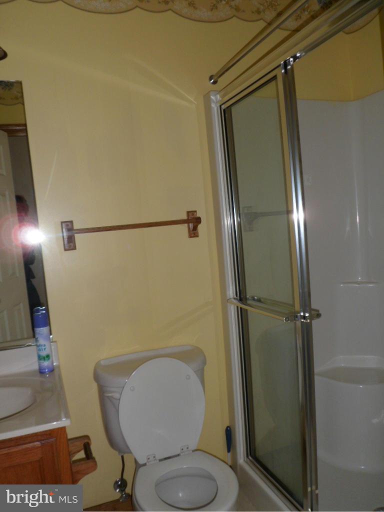 LANDINGS AT PINEY POINT - Residential Lease