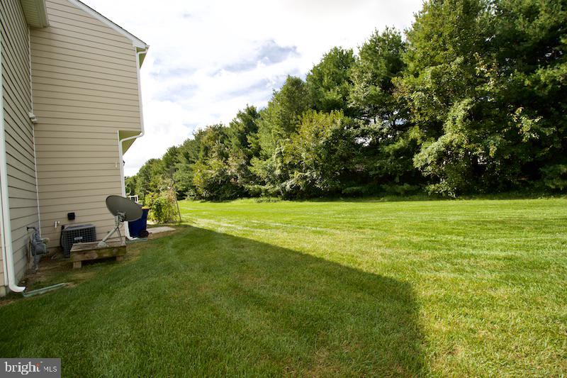 LEXINGTON GLEN - Residential