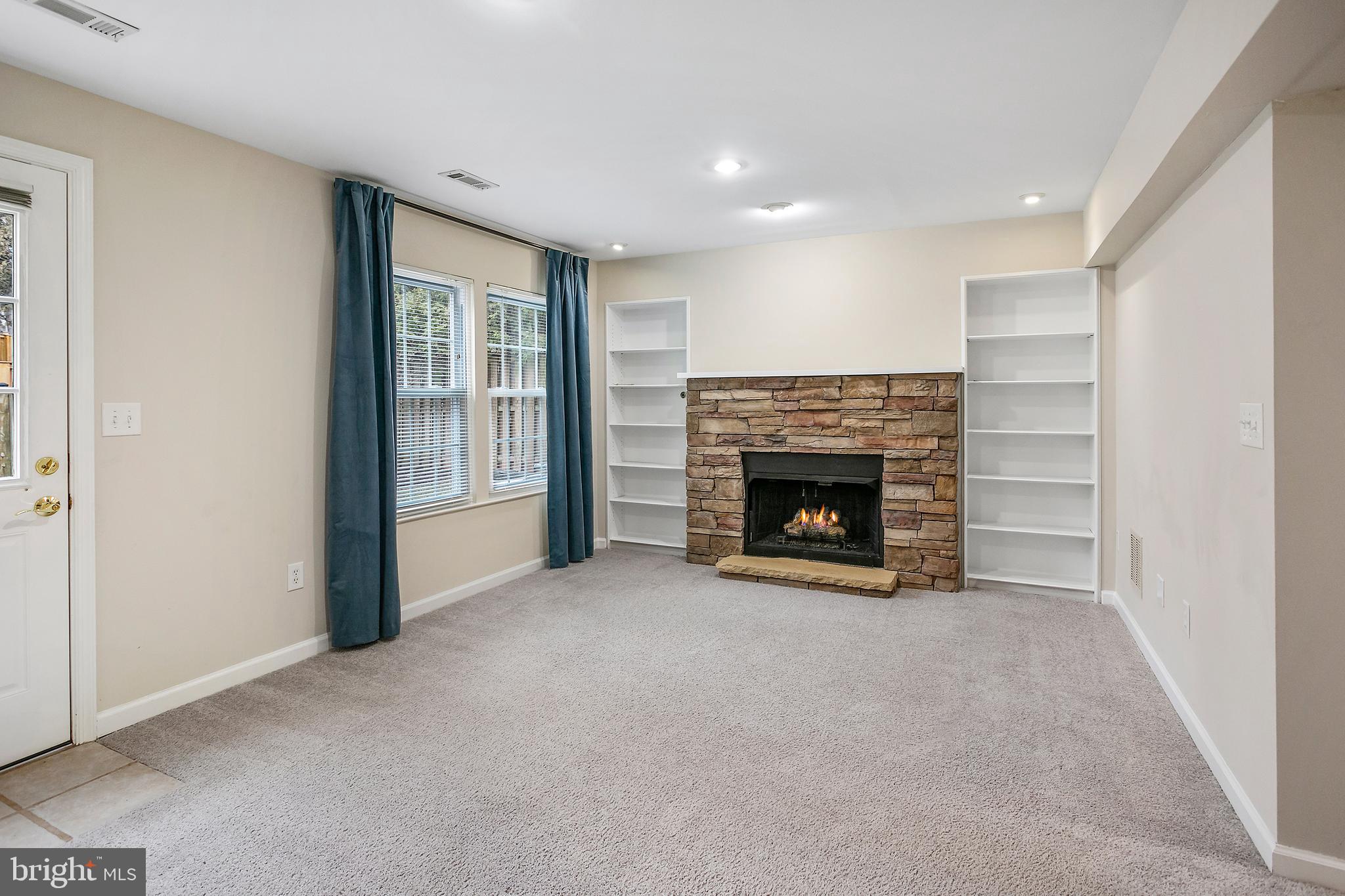 SULLY STATION II - Residential