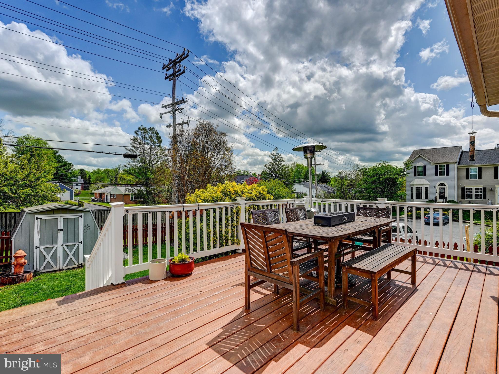 DEER RUN - Residential