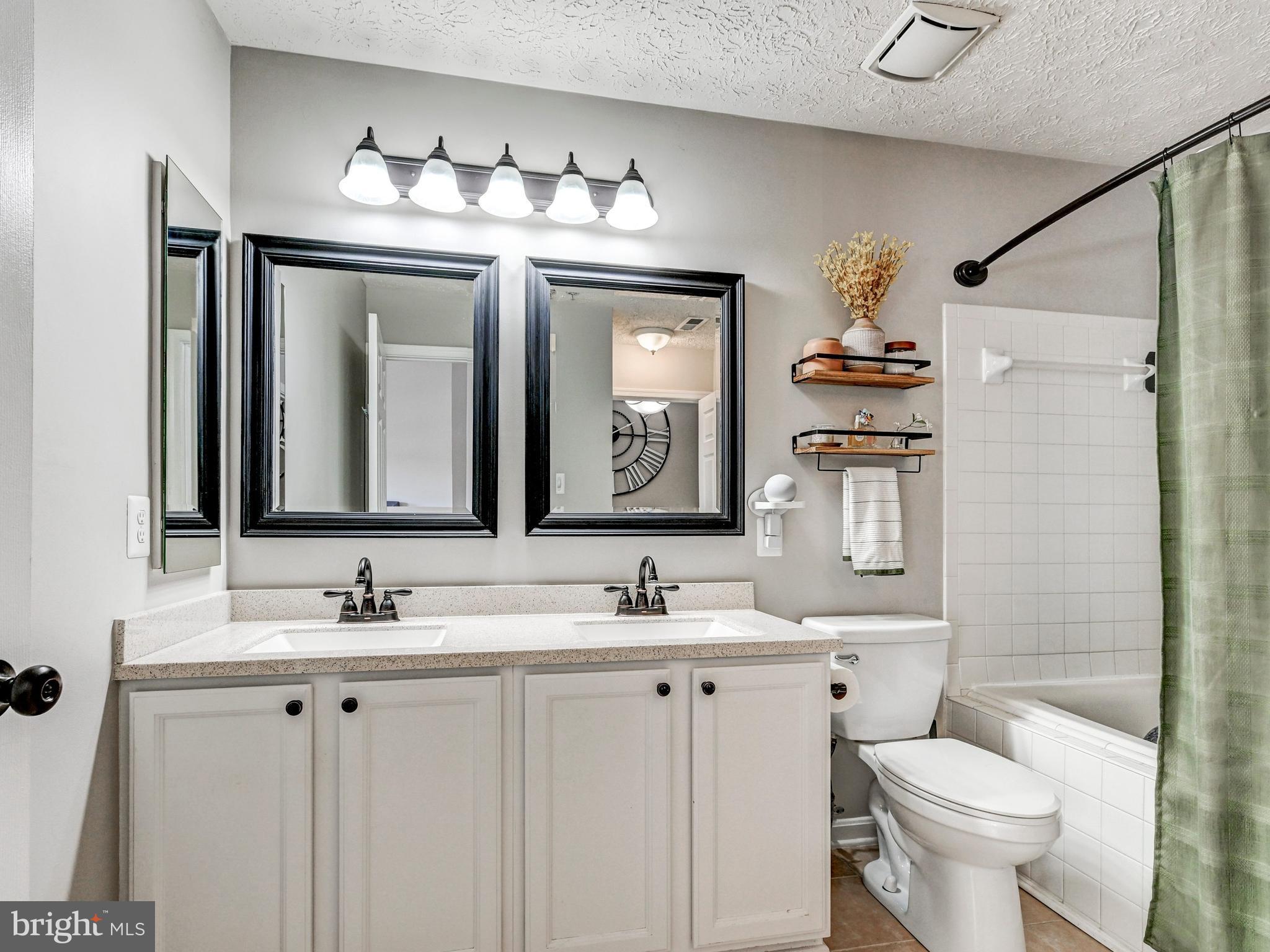DEER RUN - Residential