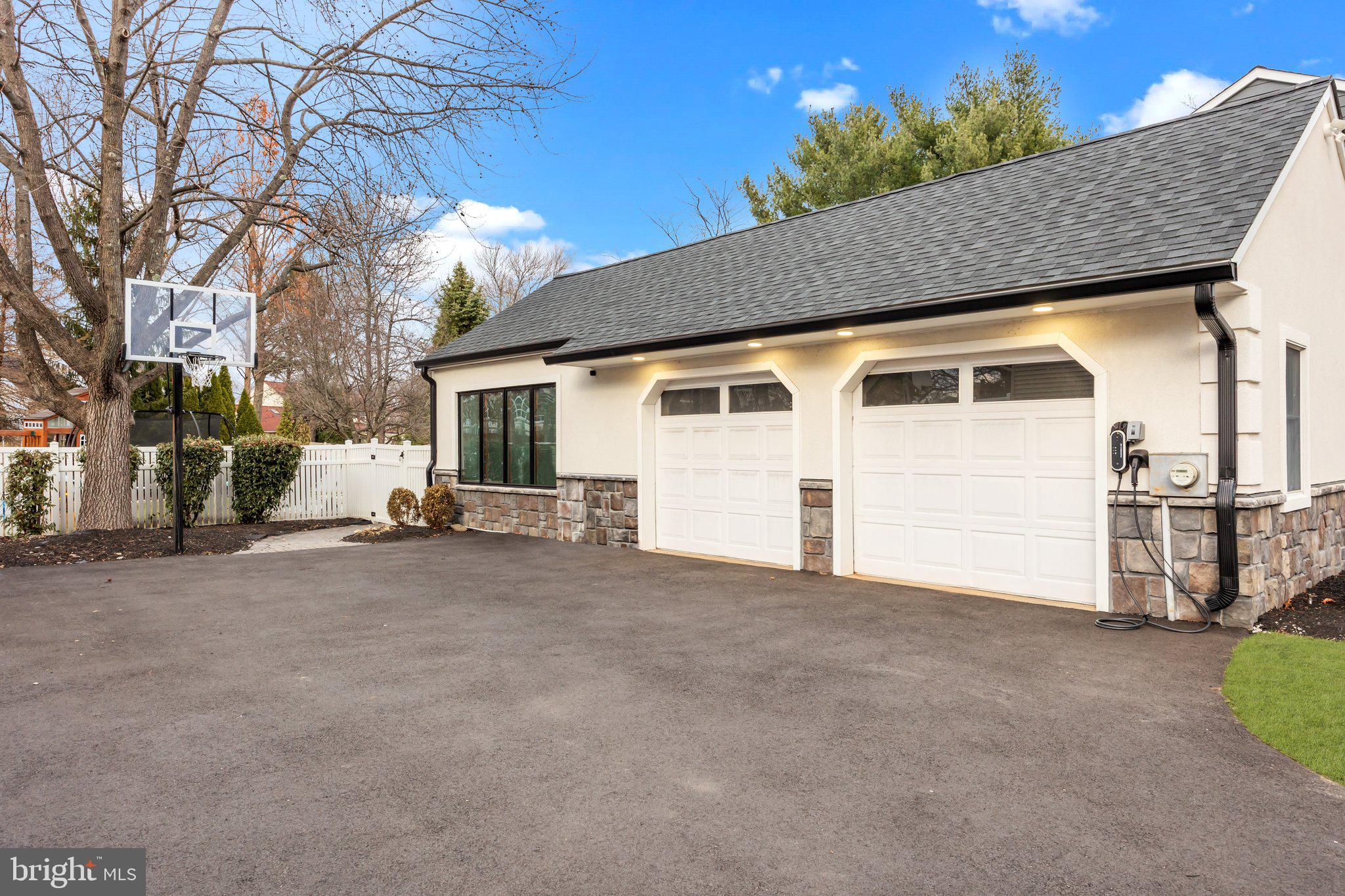 CENTENNIAL VILLAGE - Residential