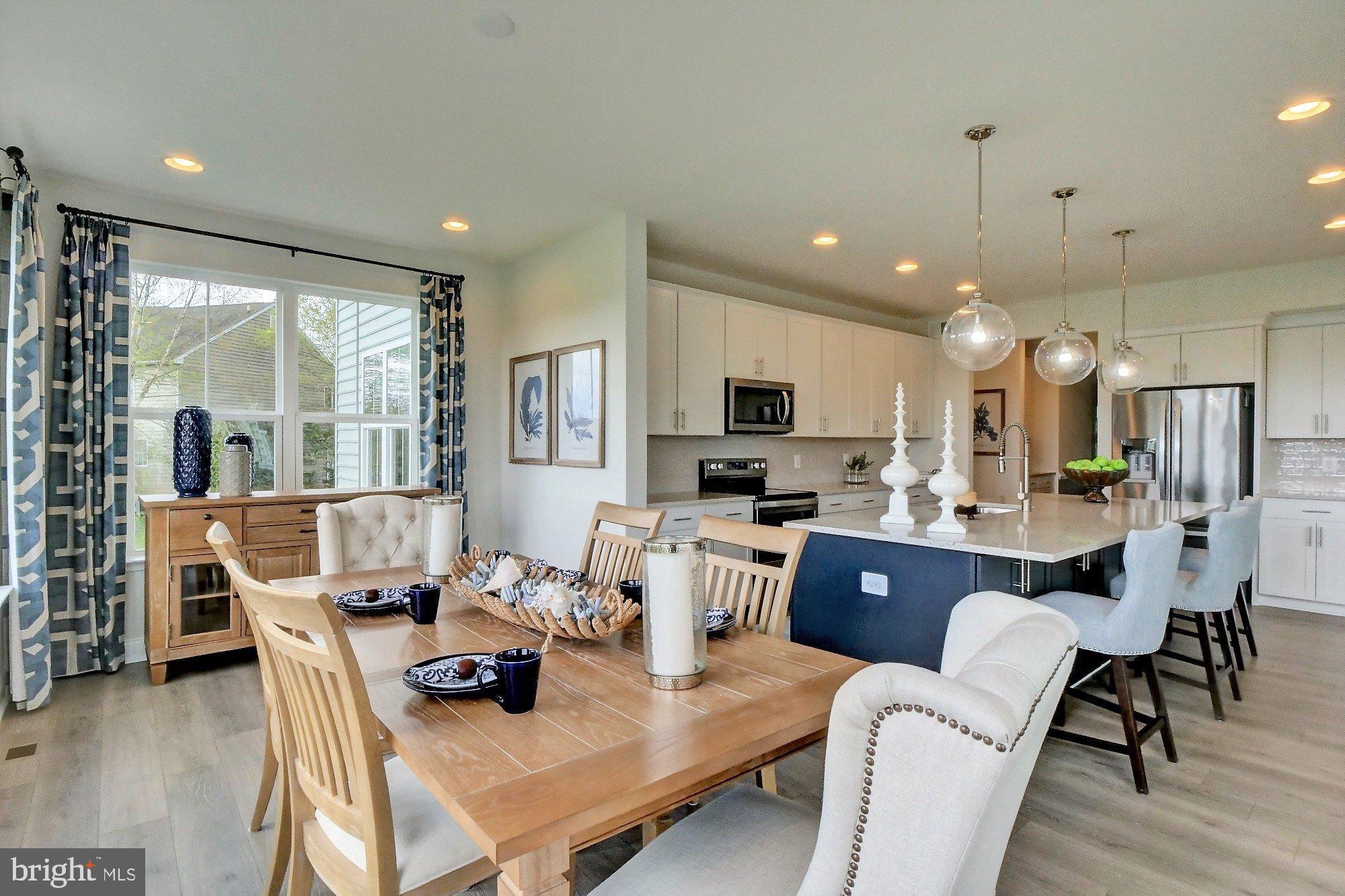 BROOKFIELD - Residential