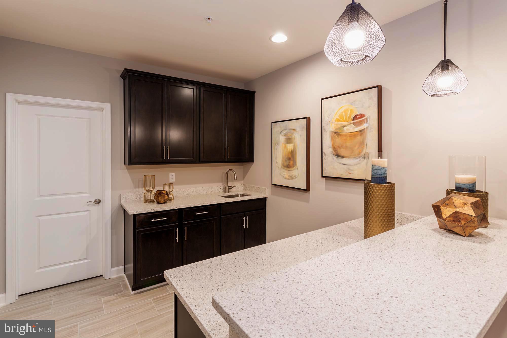 BROOKFIELD - Residential