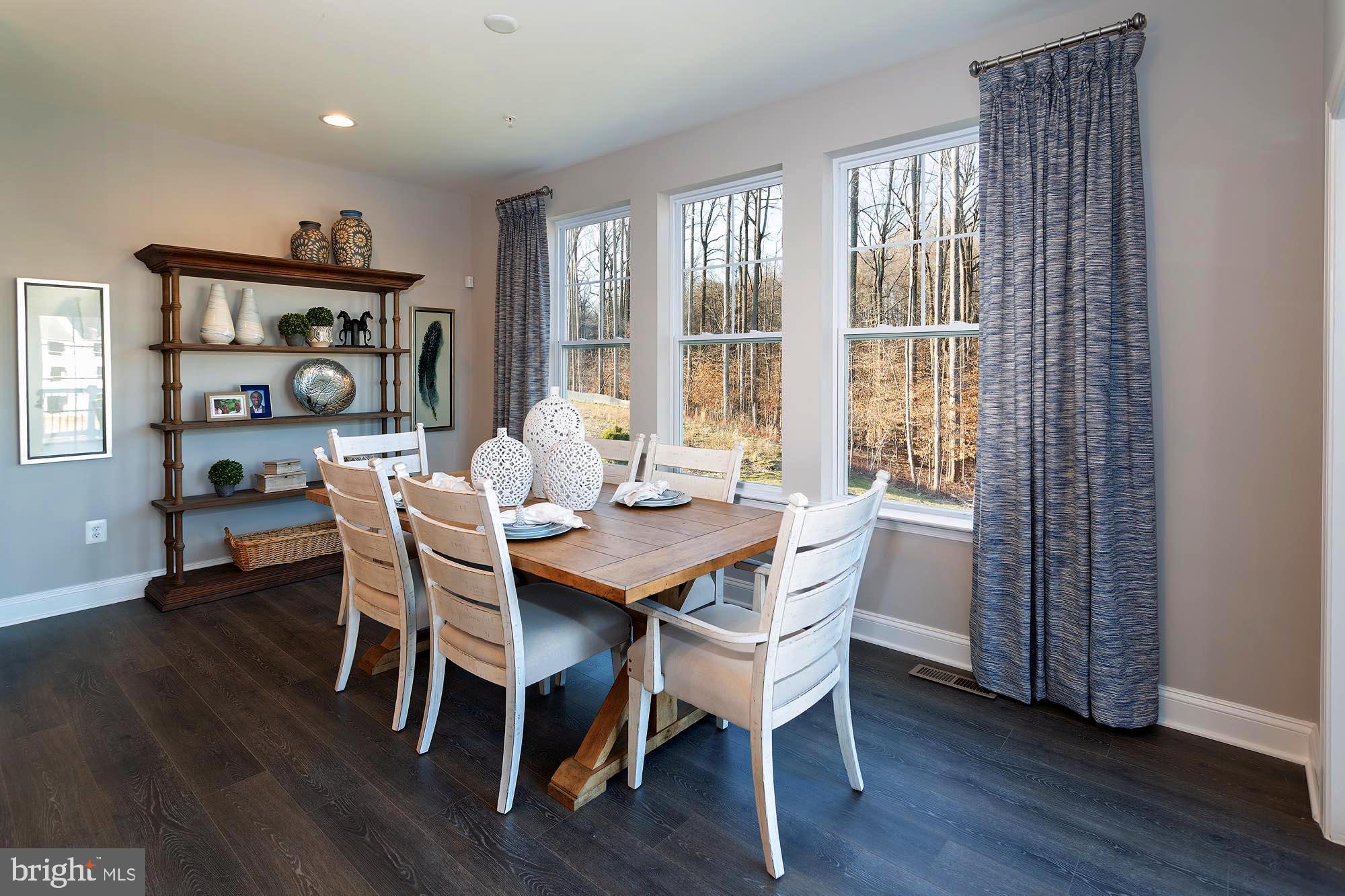 BROOKFIELD - Residential