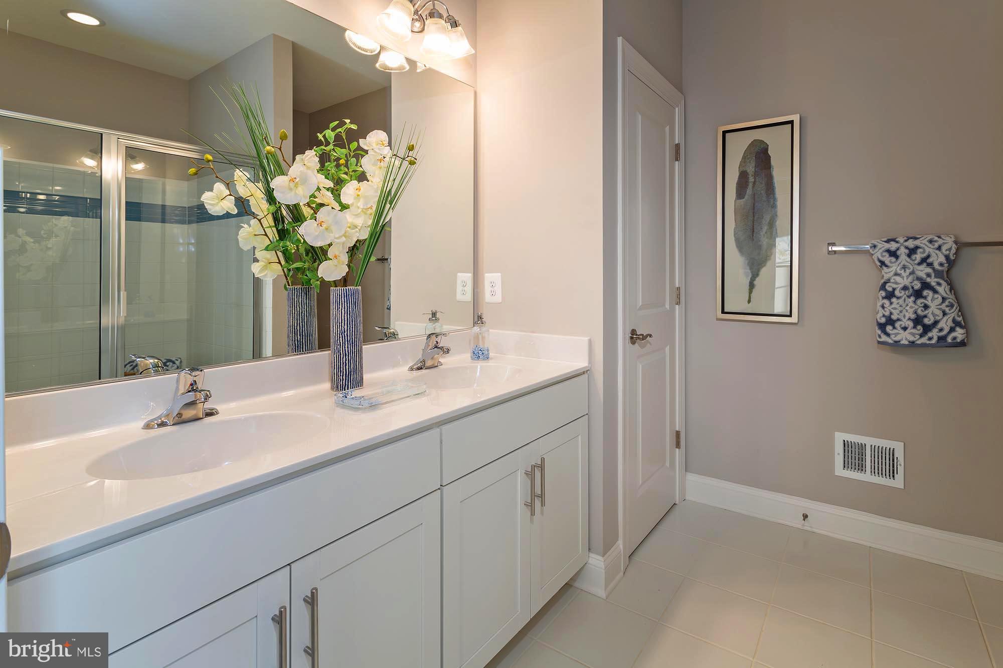 BROOKFIELD - Residential