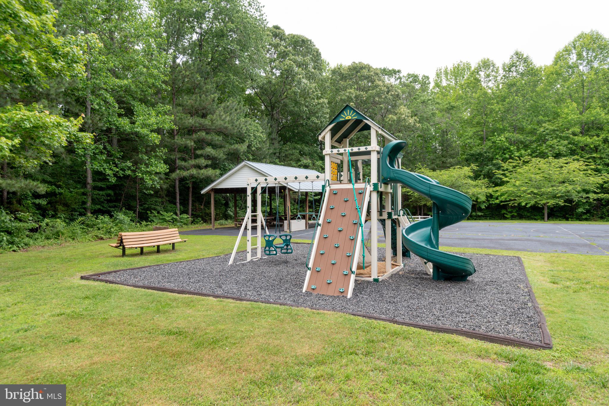 HILTON RIDGE ESTATES - Residential