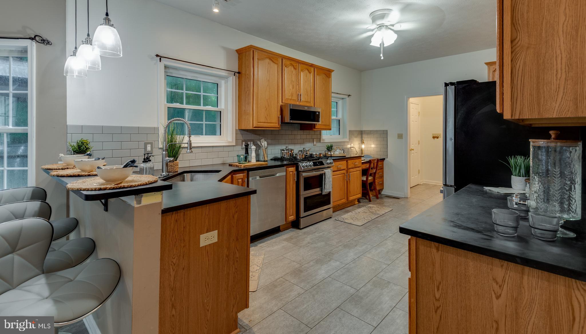 HILTON RIDGE ESTATES - Residential