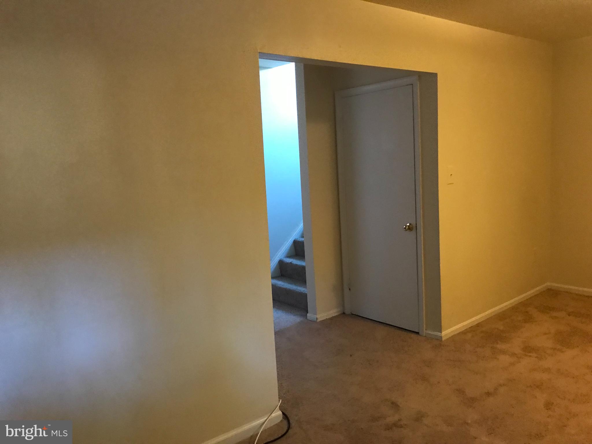 KINGS PARK WEST - Residential Lease