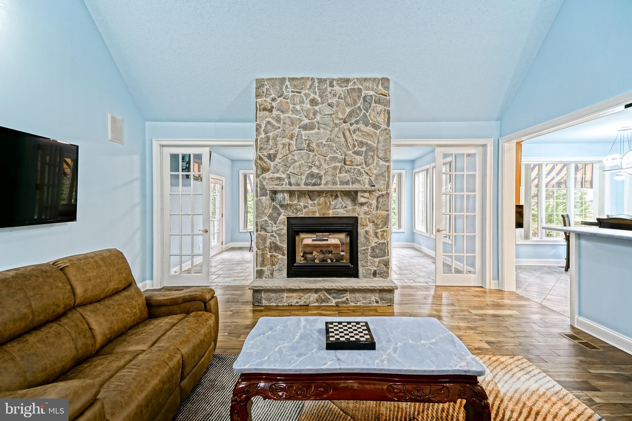 KINGS CREEK CC - Residential