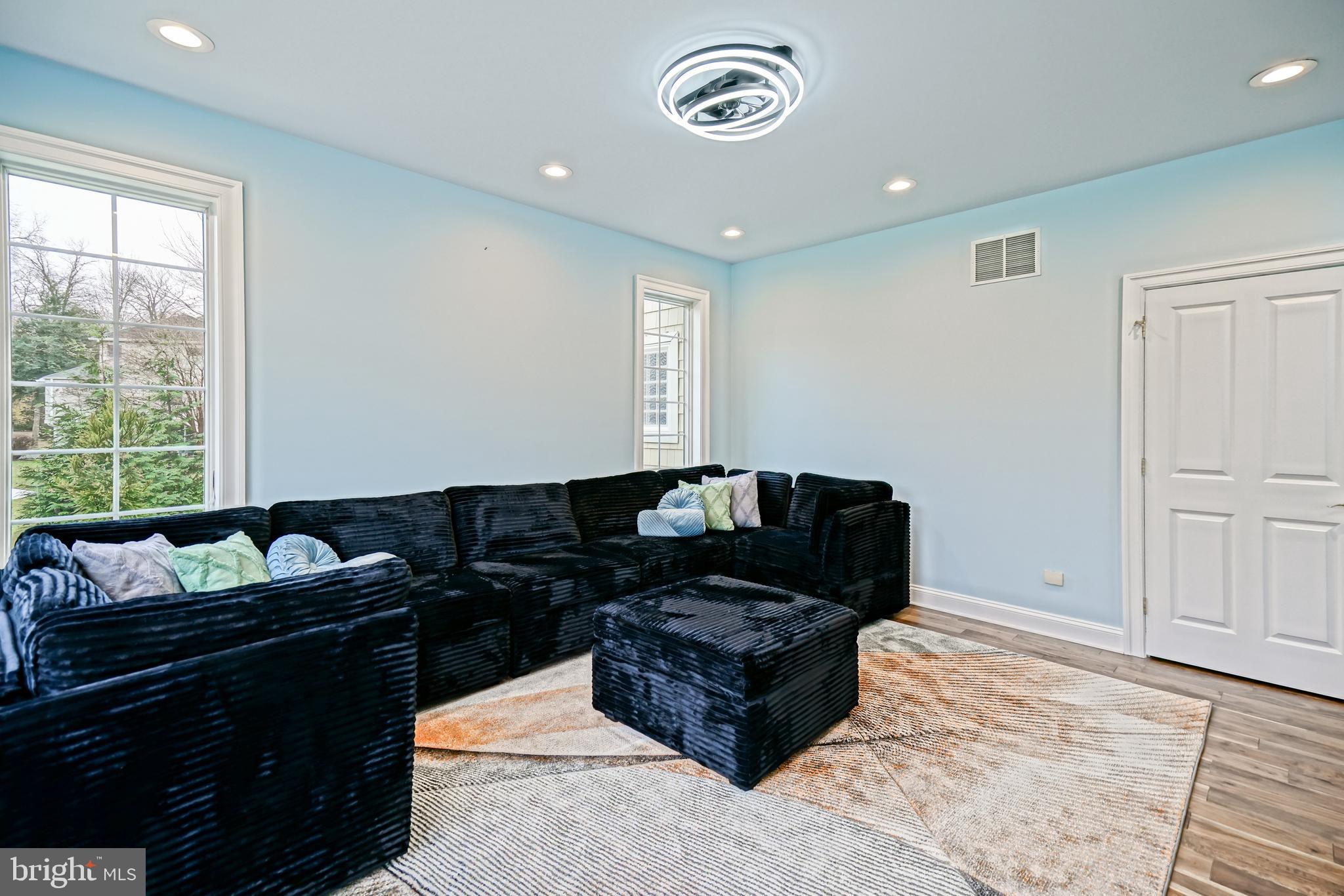 KINGS CREEK CC - Residential