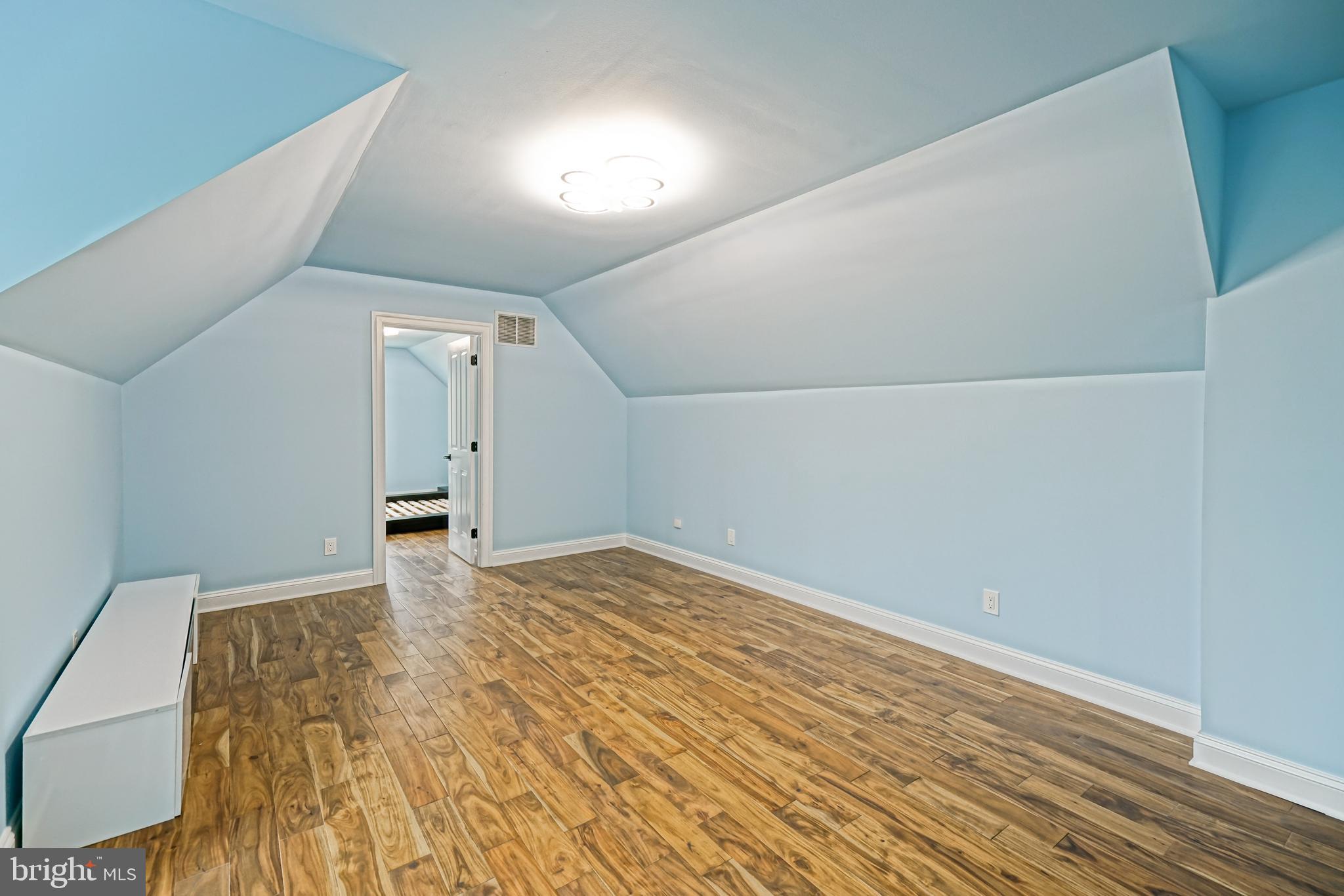 KINGS CREEK CC - Residential