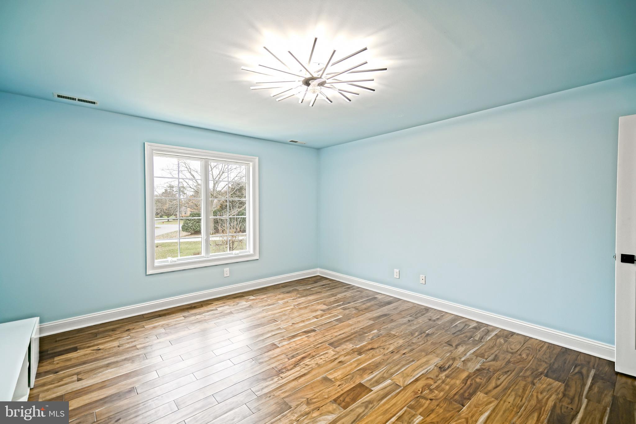 KINGS CREEK CC - Residential