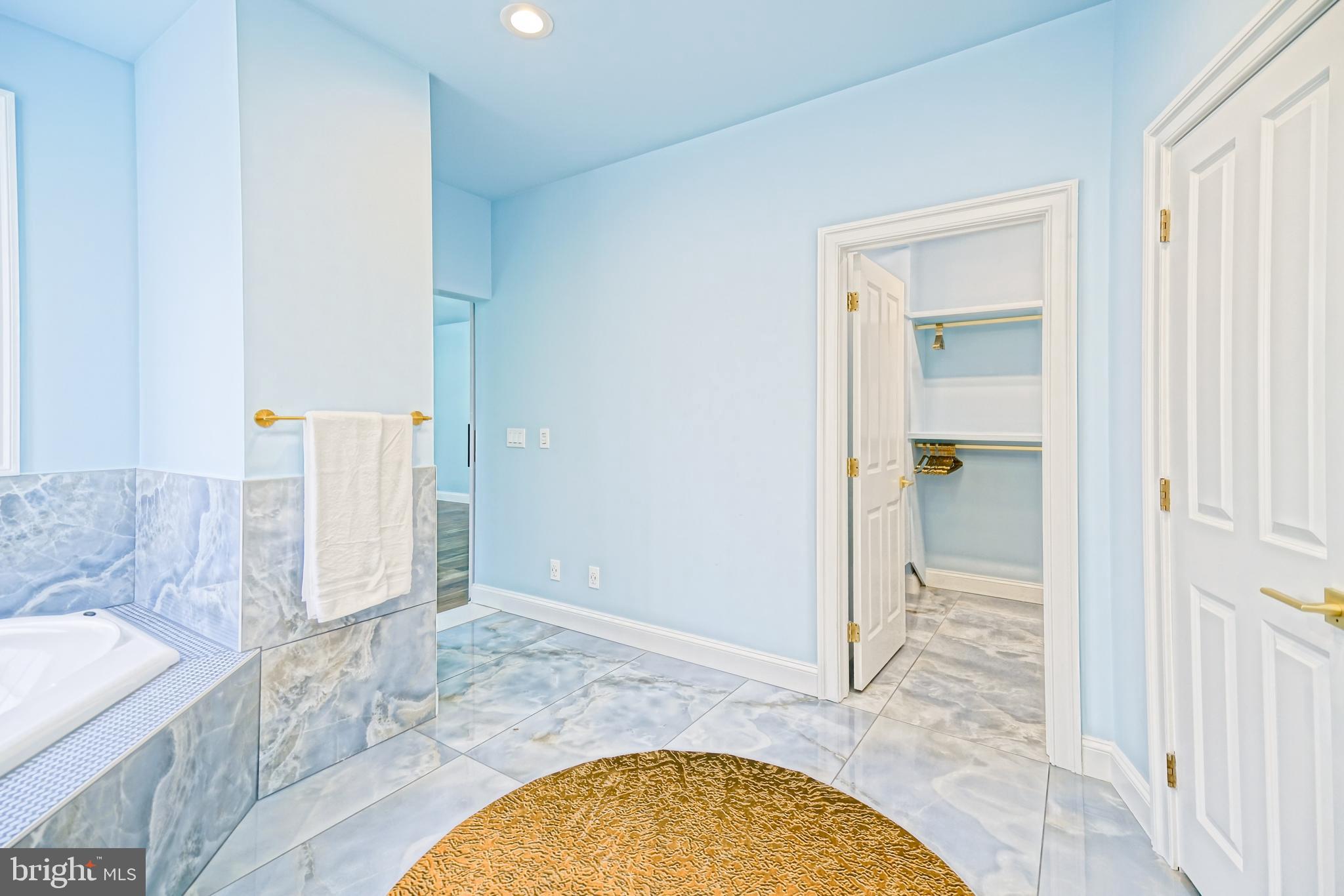 KINGS CREEK CC - Residential