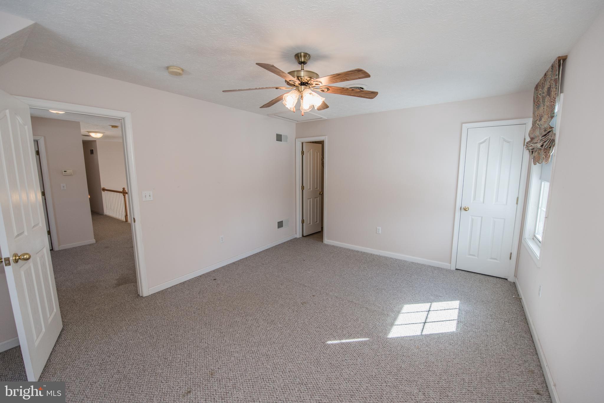 THE CORNERS AT ARDEN - Residential