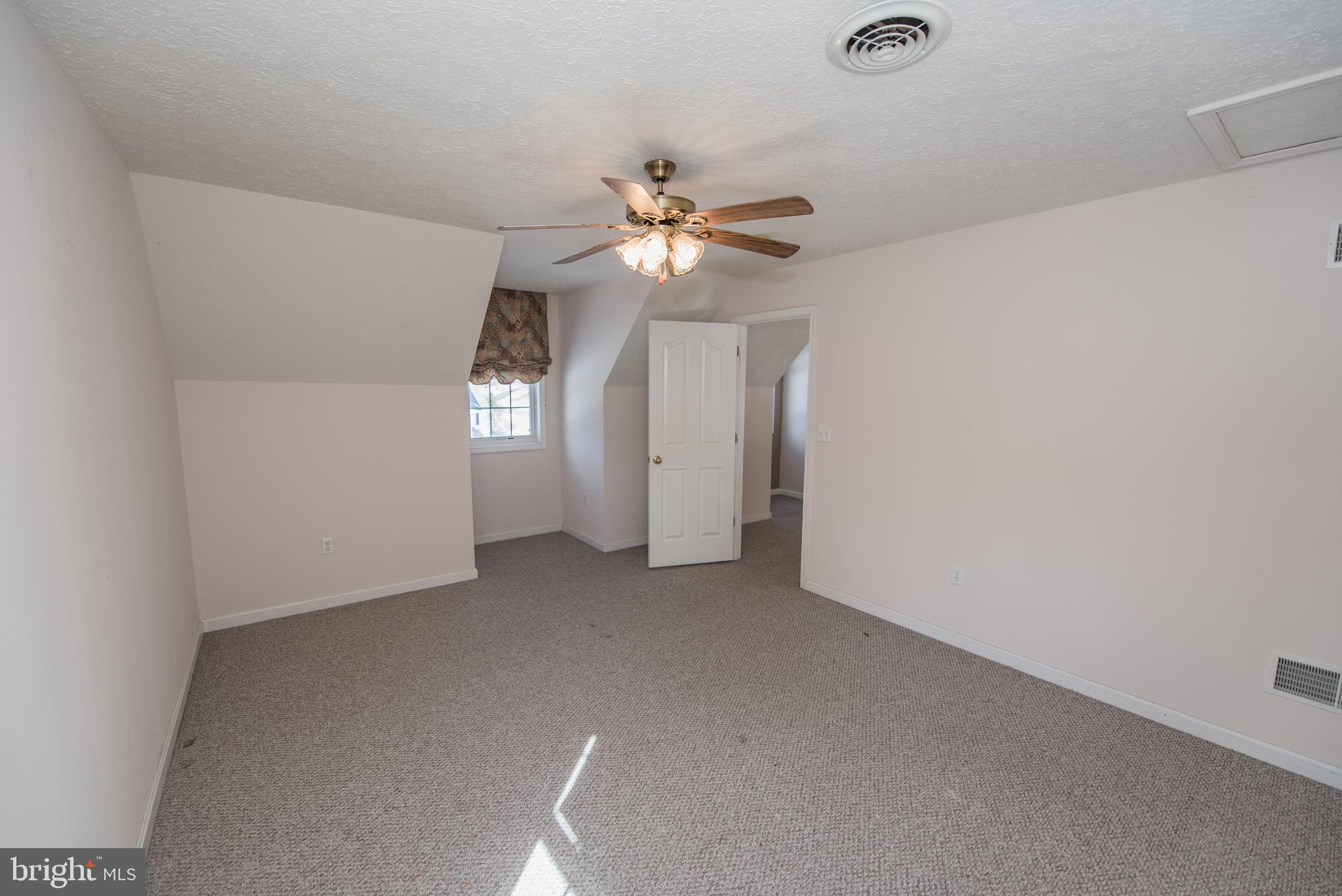 THE CORNERS AT ARDEN - Residential