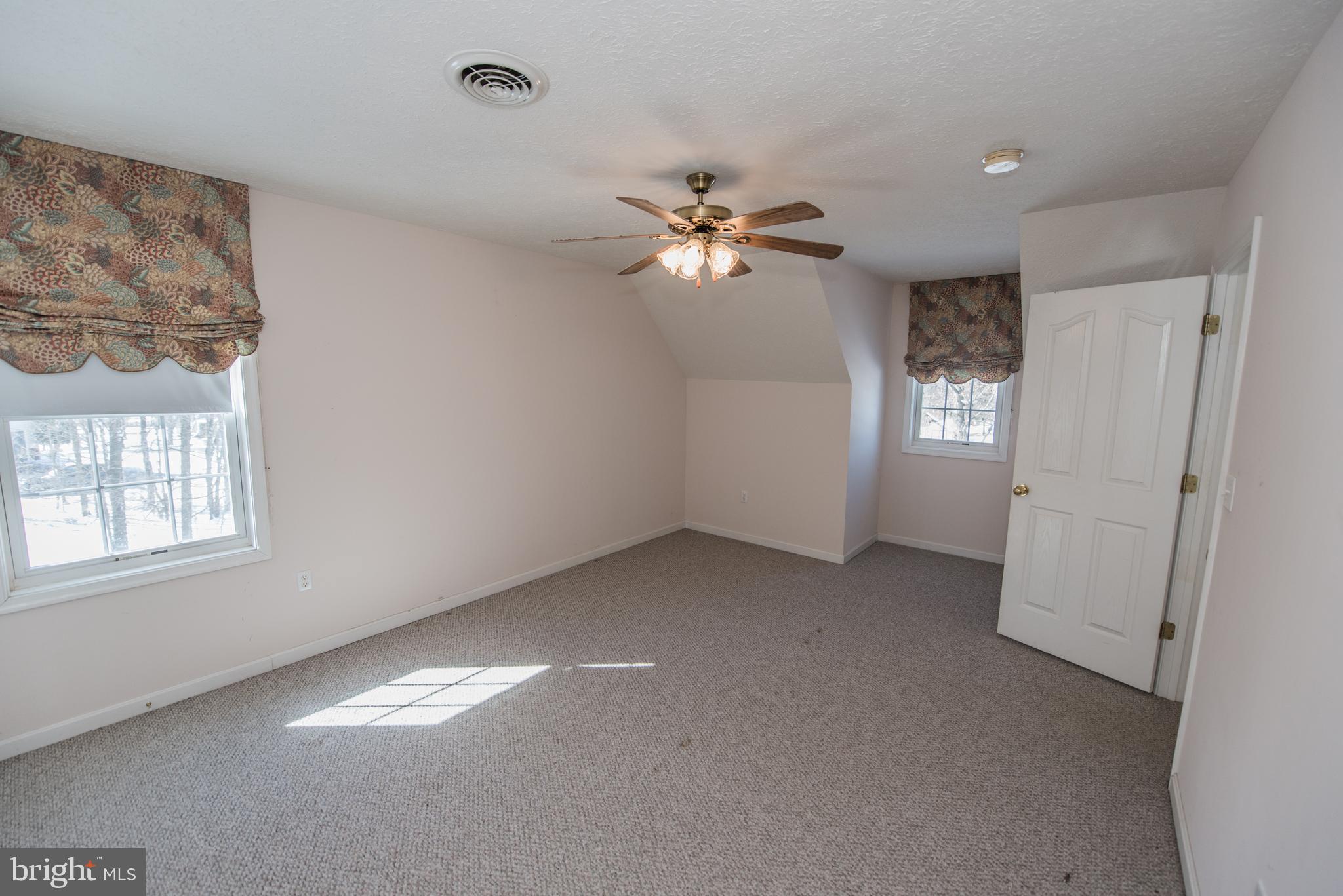 THE CORNERS AT ARDEN - Residential