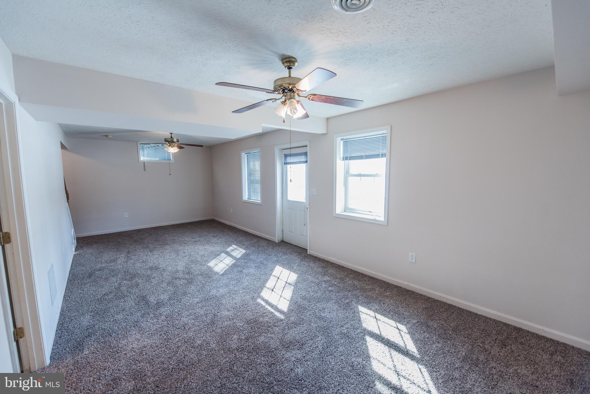 THE CORNERS AT ARDEN - Residential