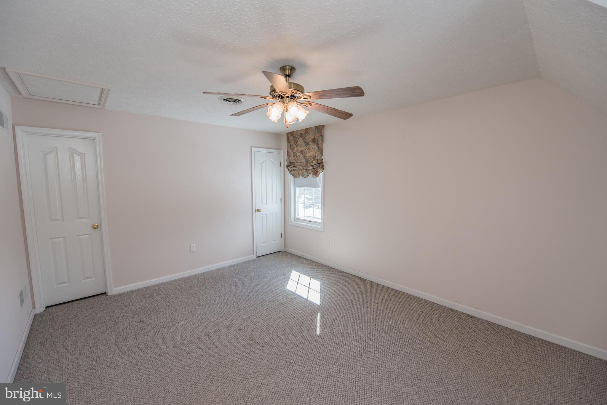 THE CORNERS AT ARDEN - Residential