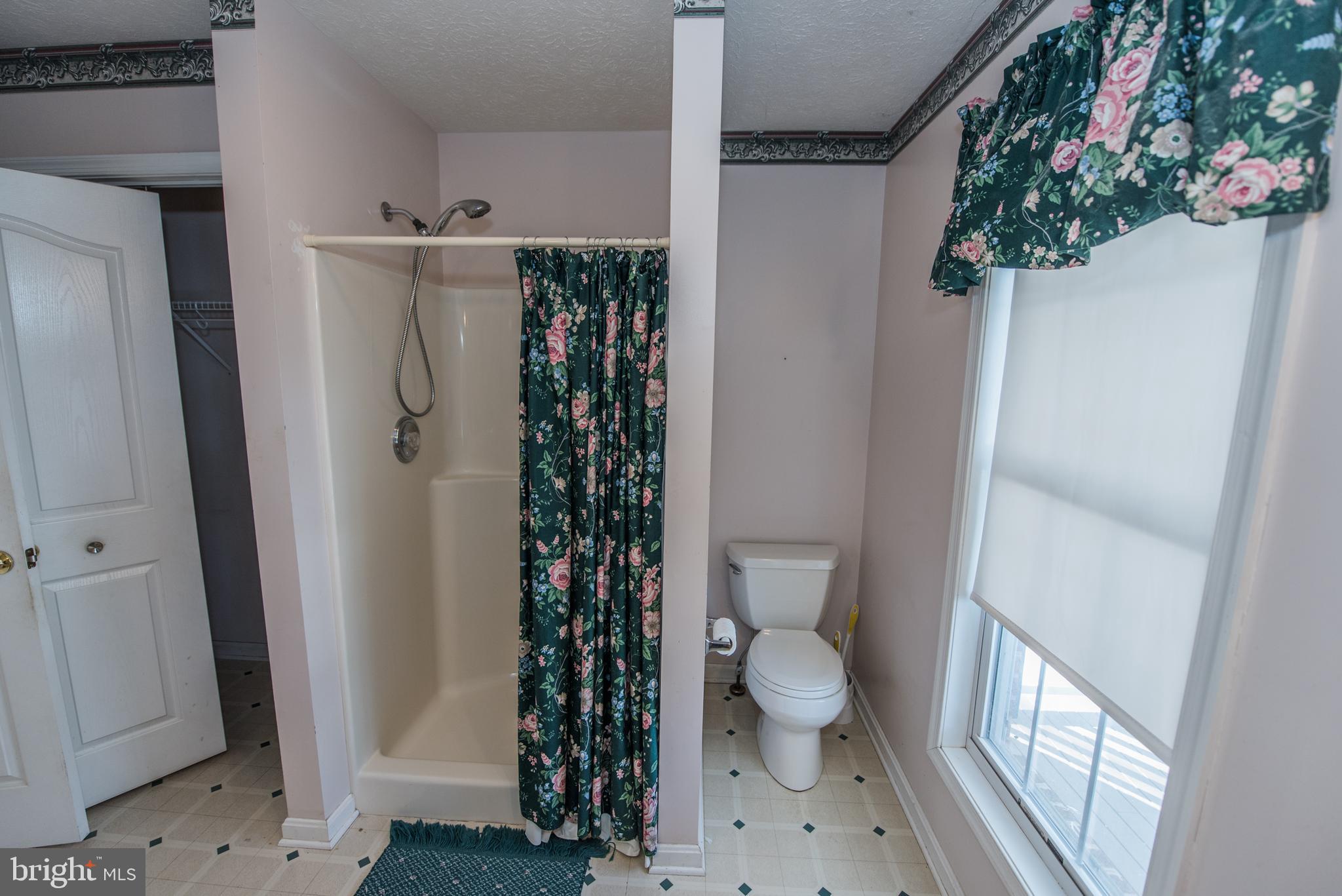 THE CORNERS AT ARDEN - Residential