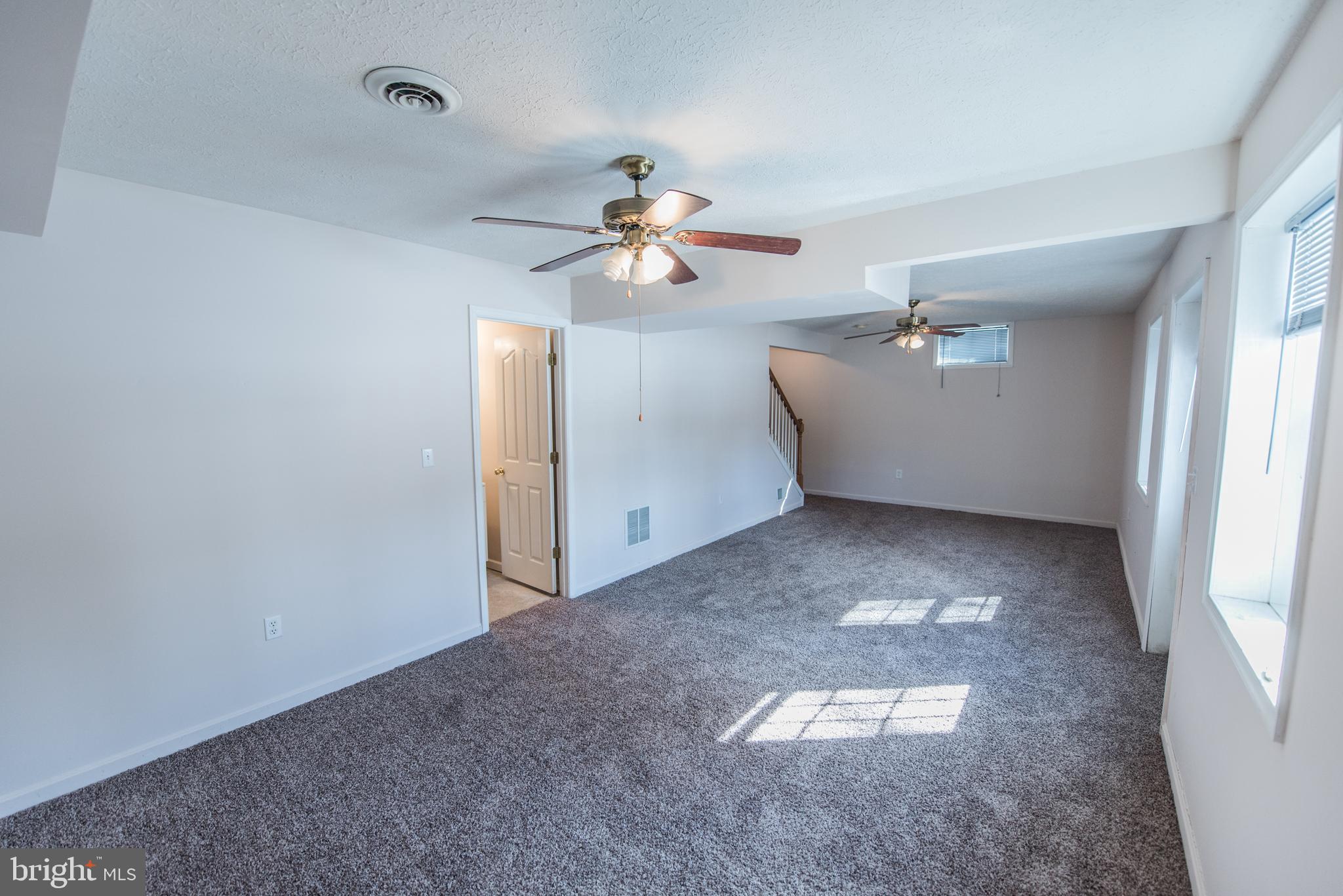 THE CORNERS AT ARDEN - Residential