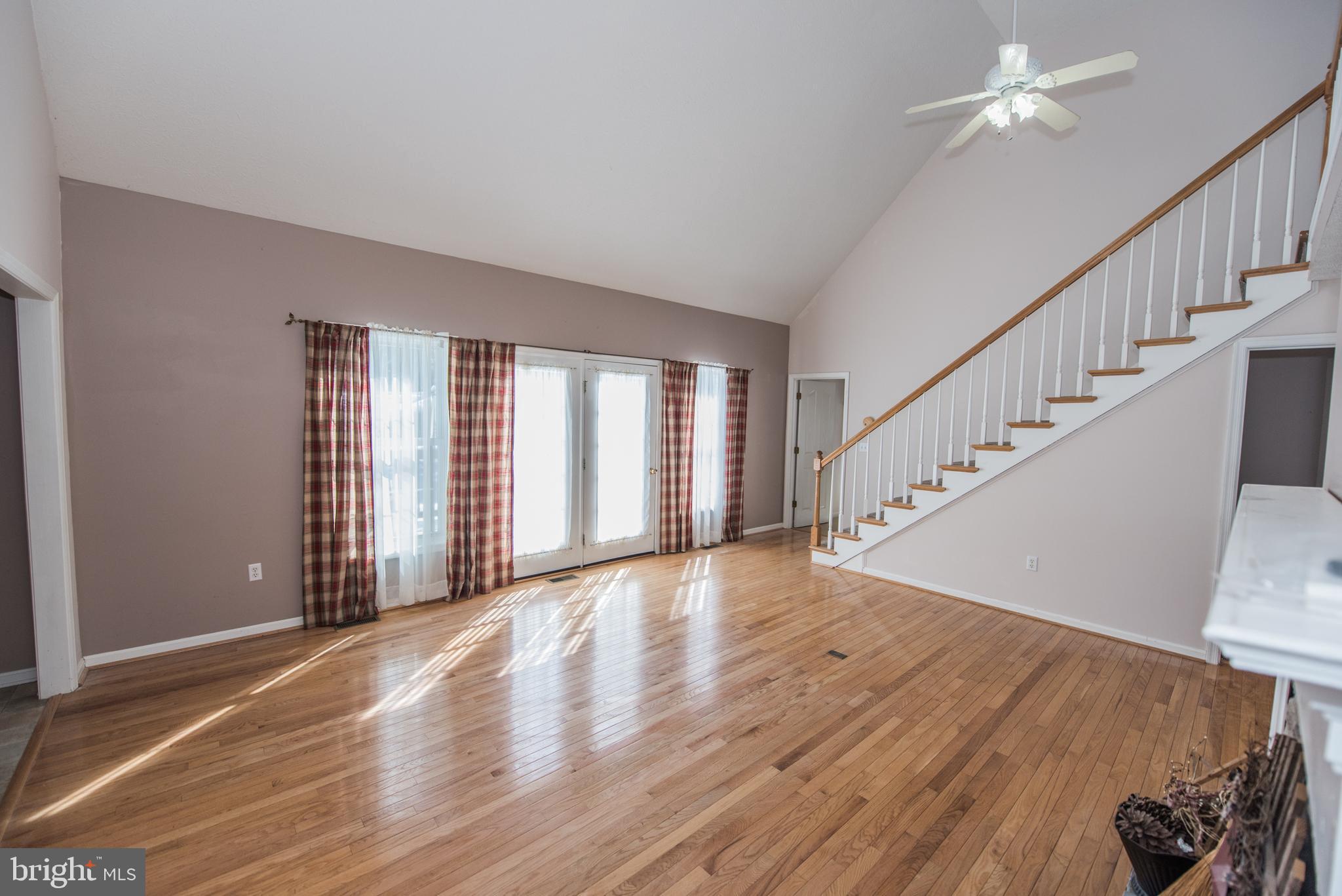 THE CORNERS AT ARDEN - Residential