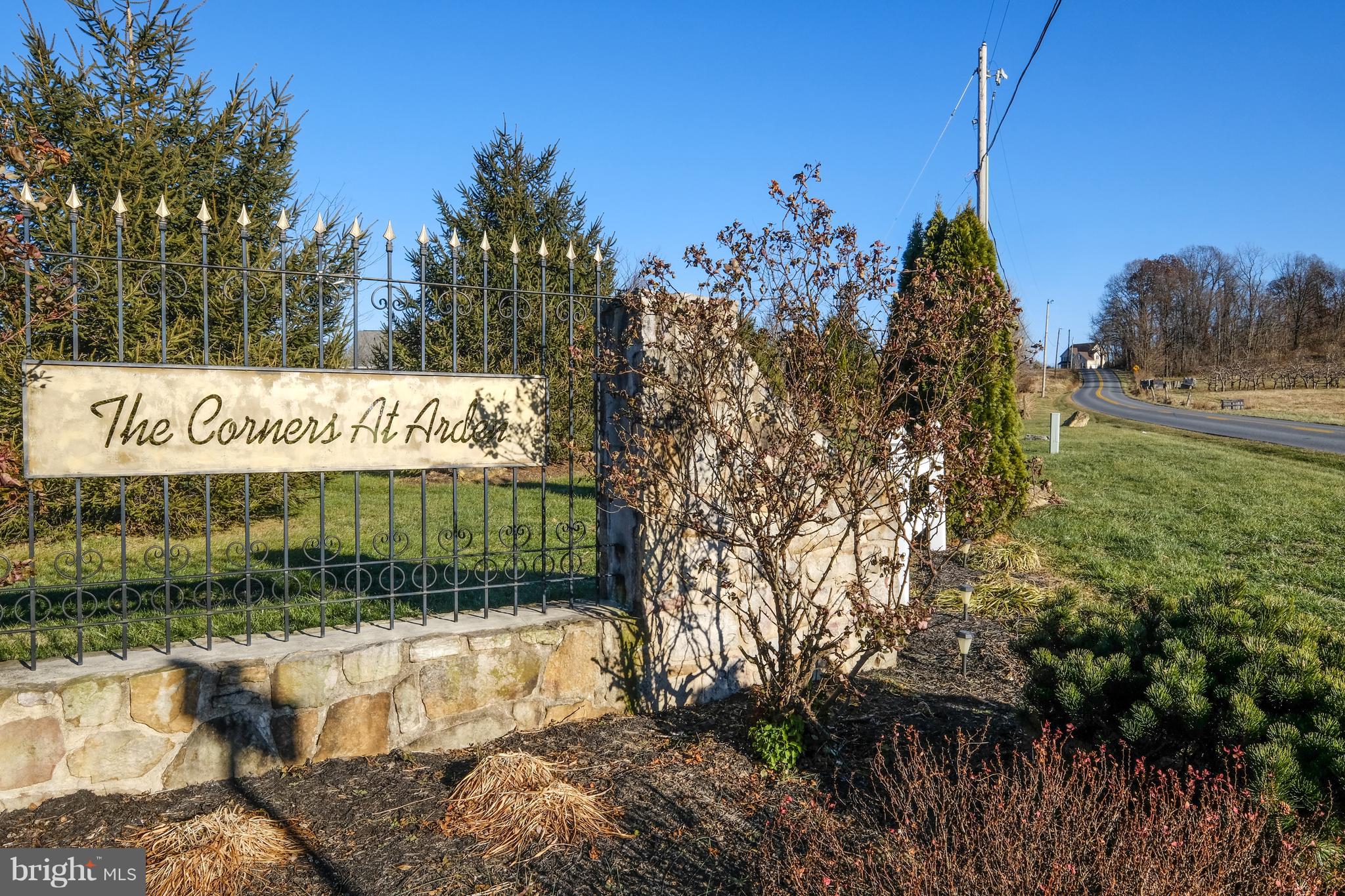 THE CORNERS AT ARDEN - Residential