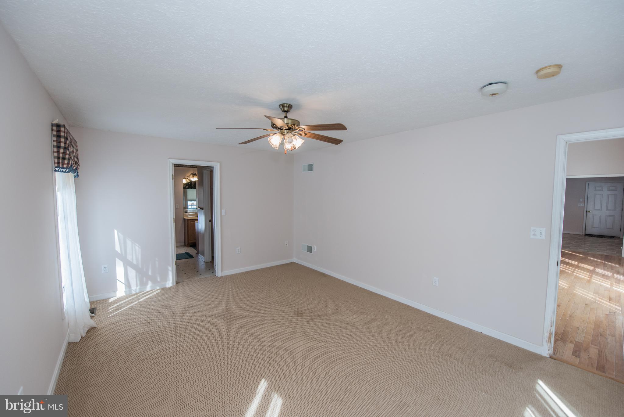 THE CORNERS AT ARDEN - Residential