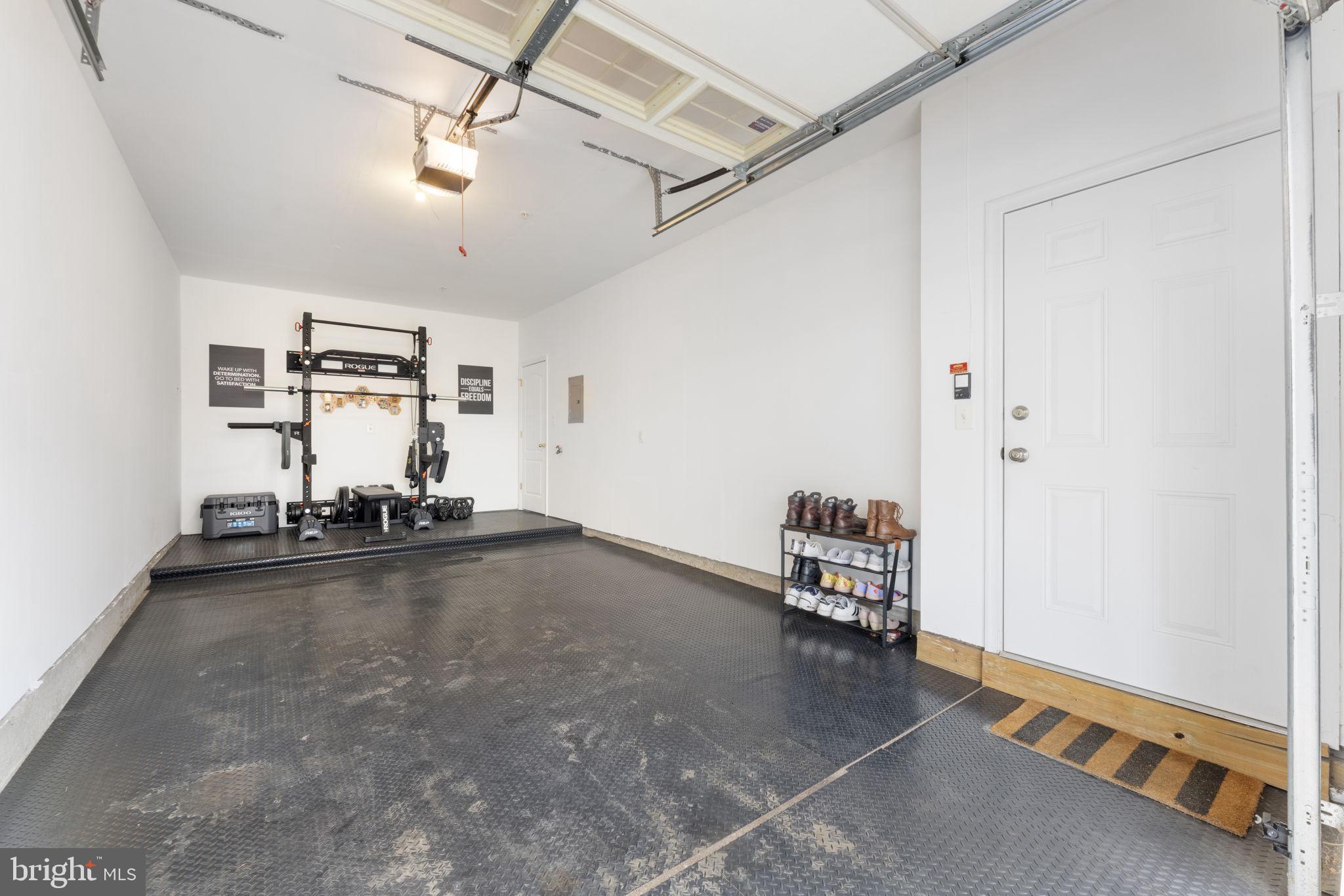 STONE SPRINGS CONDOMINIUMS - Residential