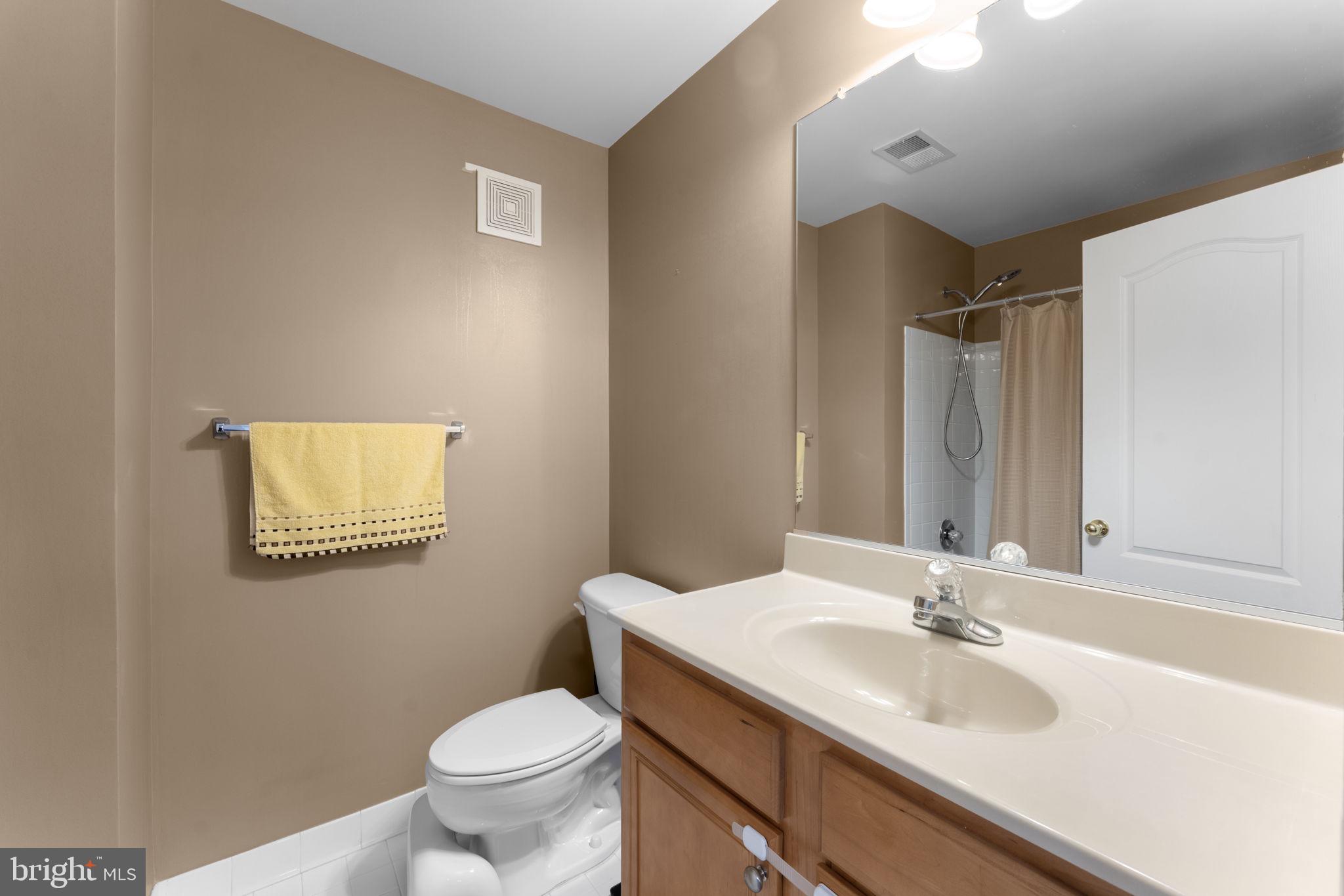 STONE SPRINGS CONDOMINIUMS - Residential