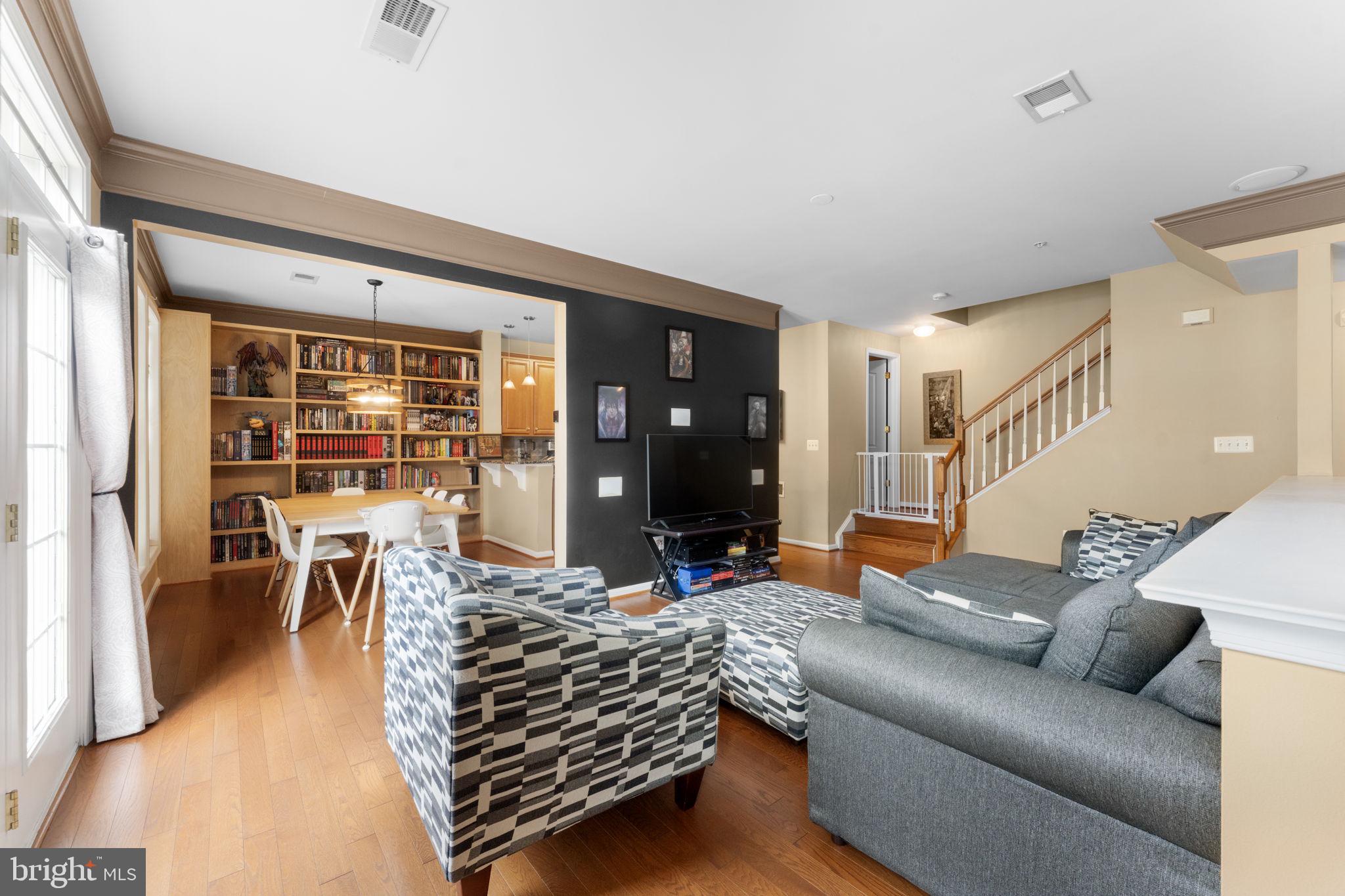 STONE SPRINGS CONDOMINIUMS - Residential