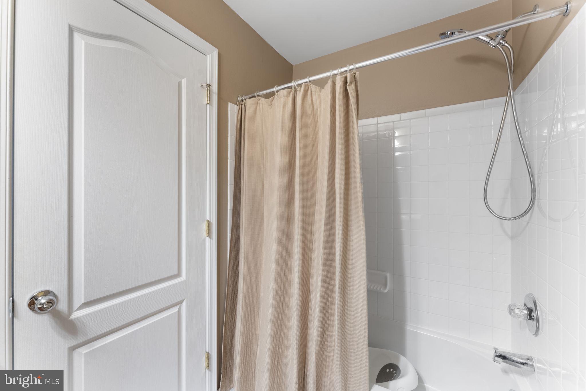 STONE SPRINGS CONDOMINIUMS - Residential