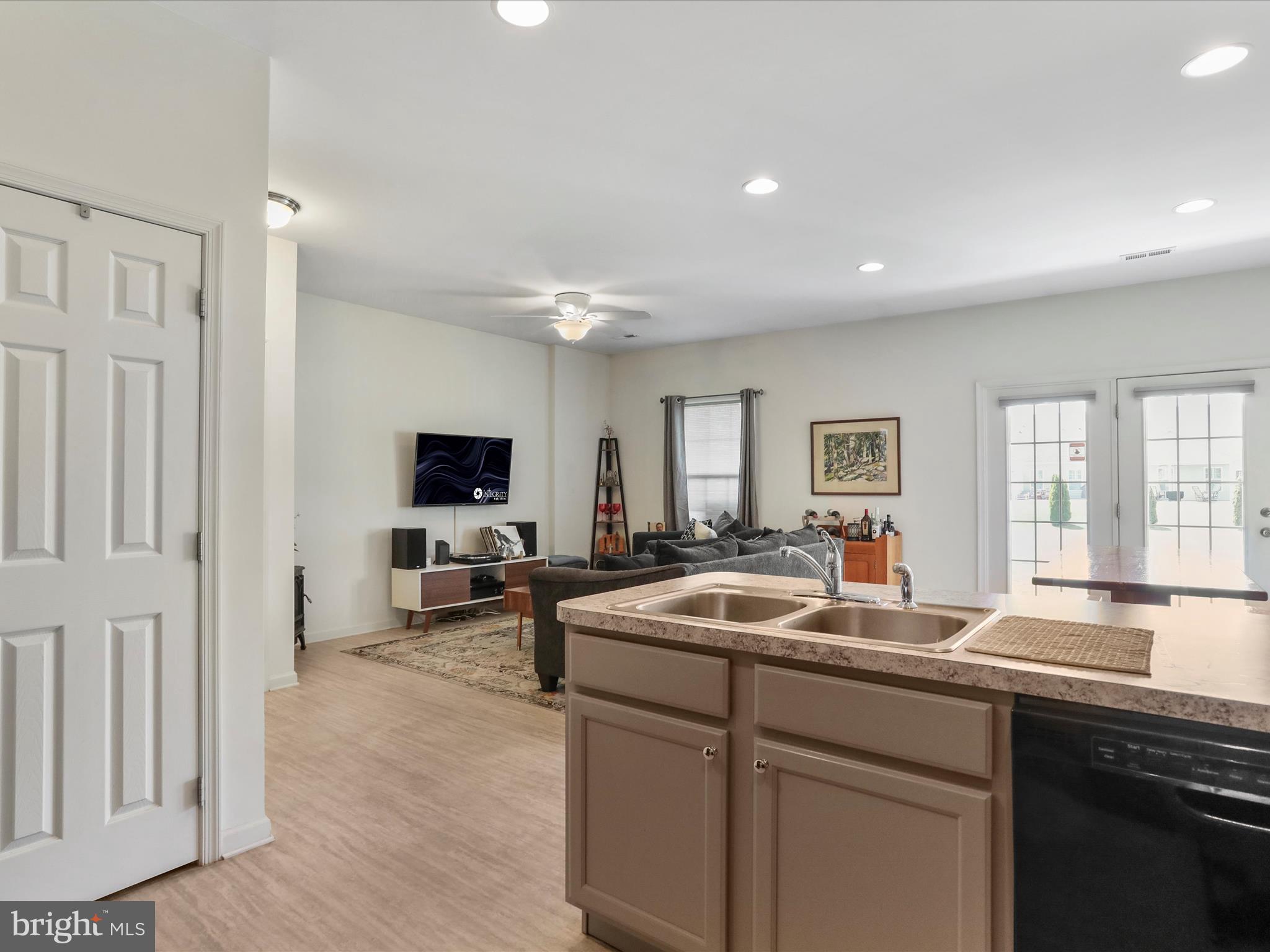 SPRING MILLS - Residential