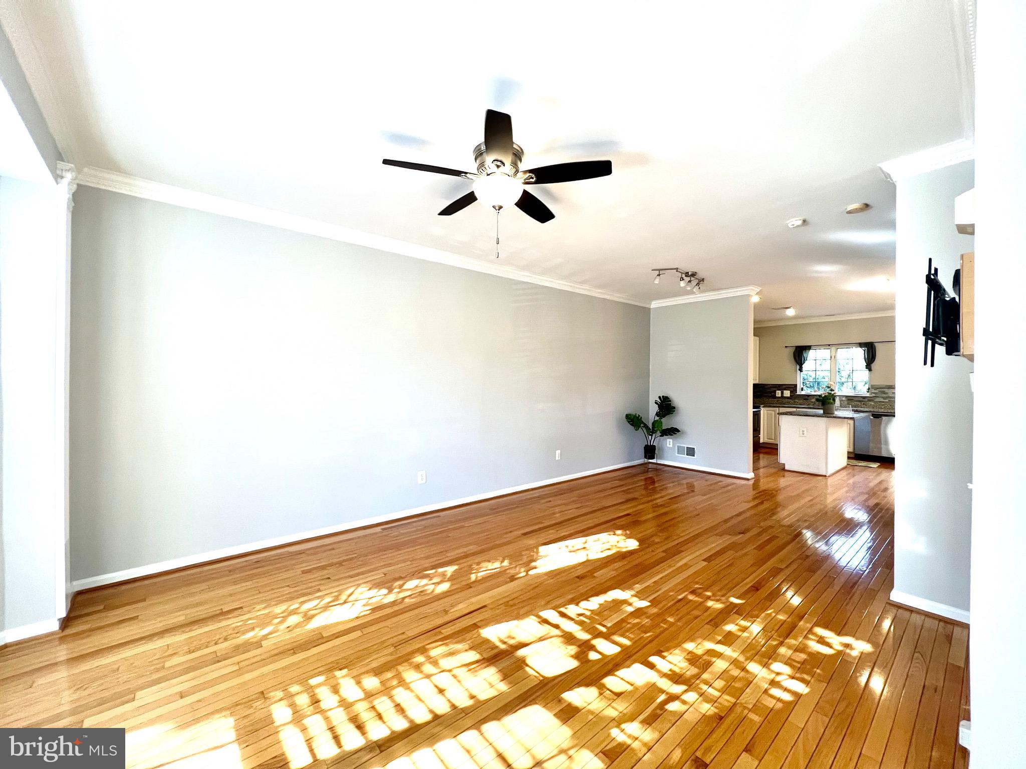 POTOMAC STATION - Residential