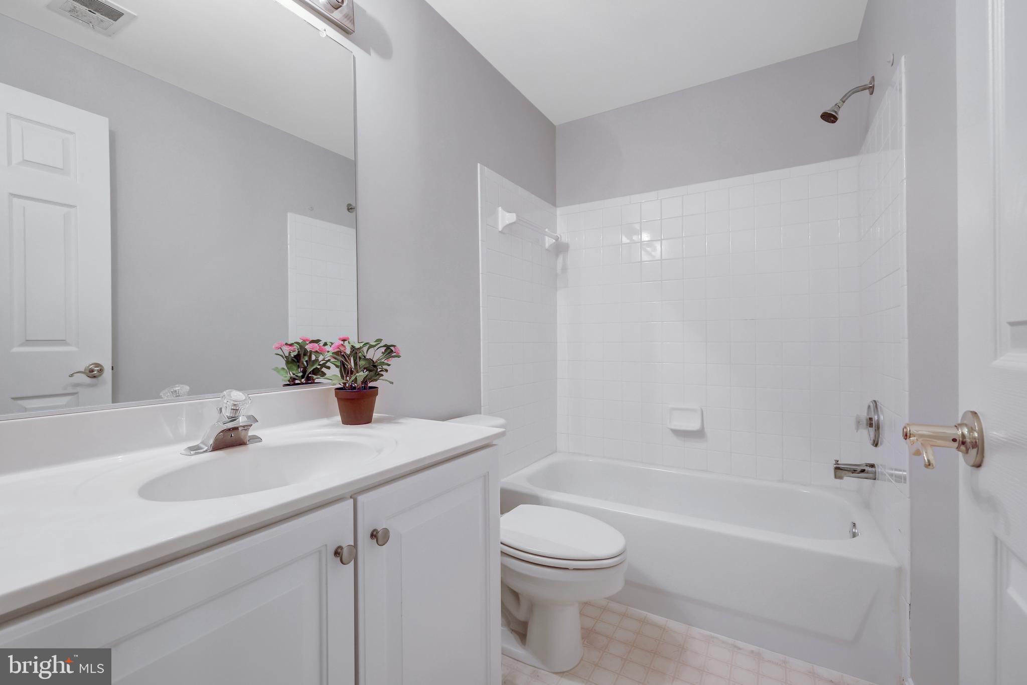 POTOMAC STATION - Residential