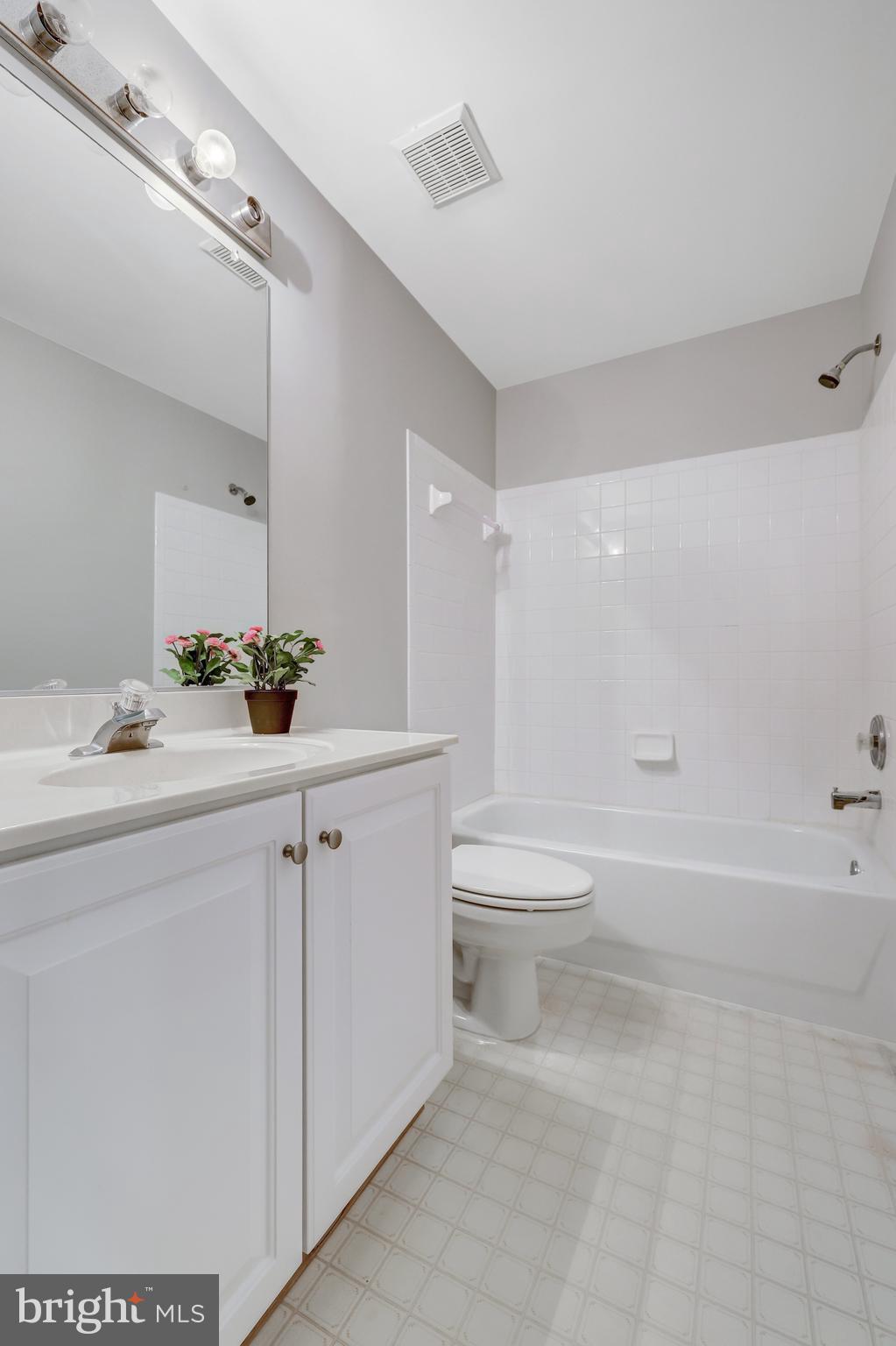 POTOMAC STATION - Residential