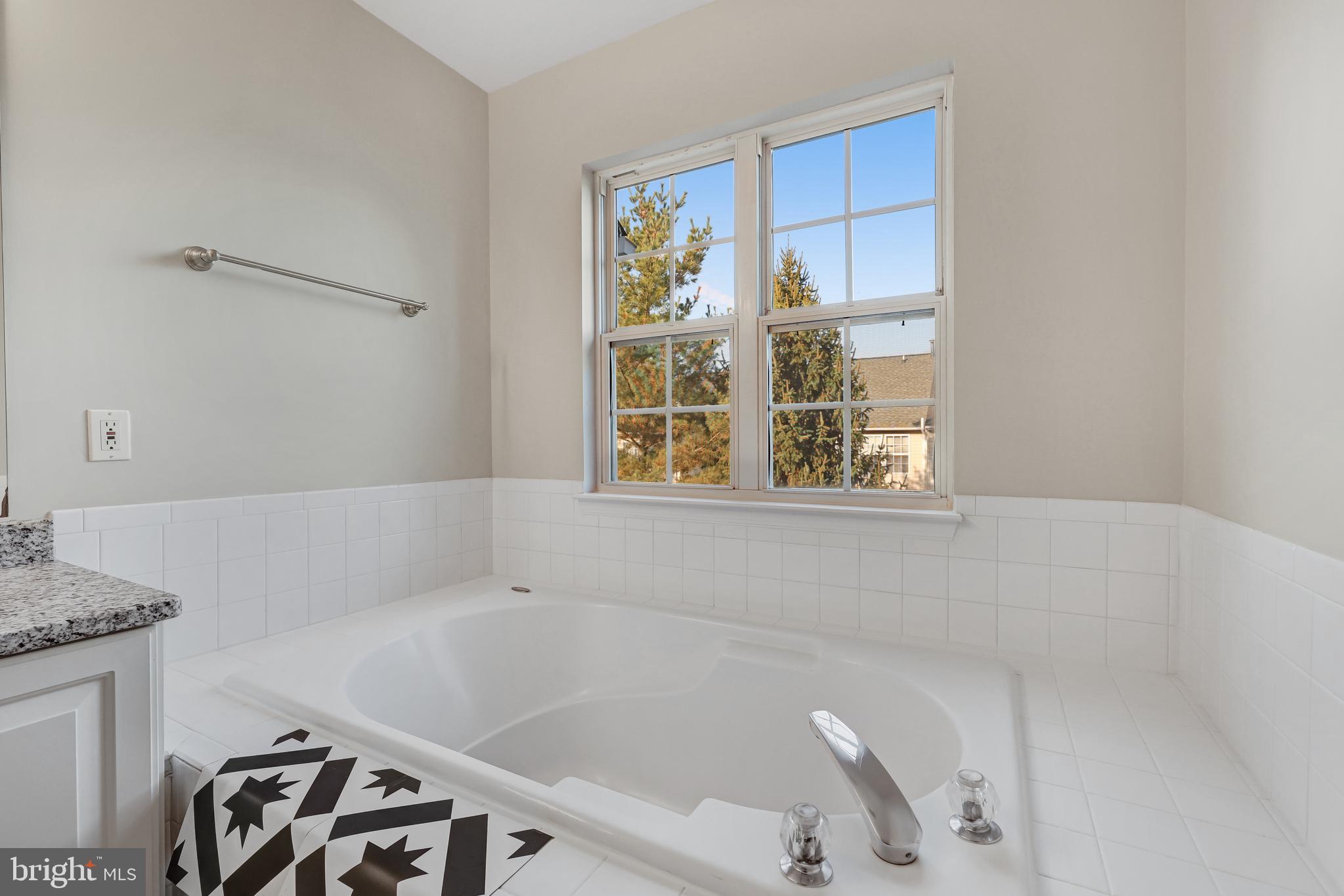 POTOMAC STATION - Residential