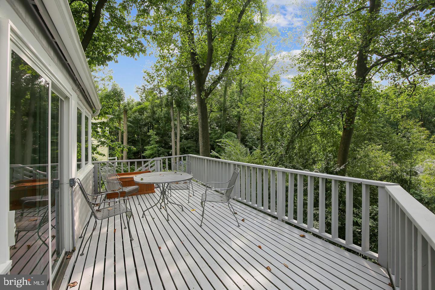 WOODMONT - Residential Lease