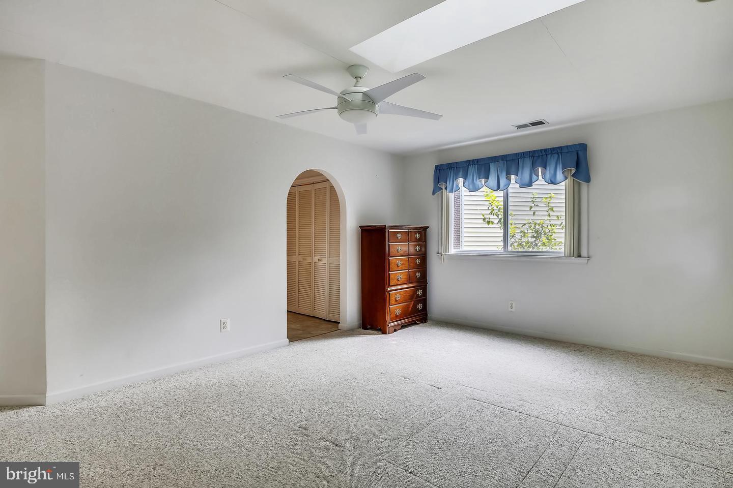 WOODMONT - Residential Lease