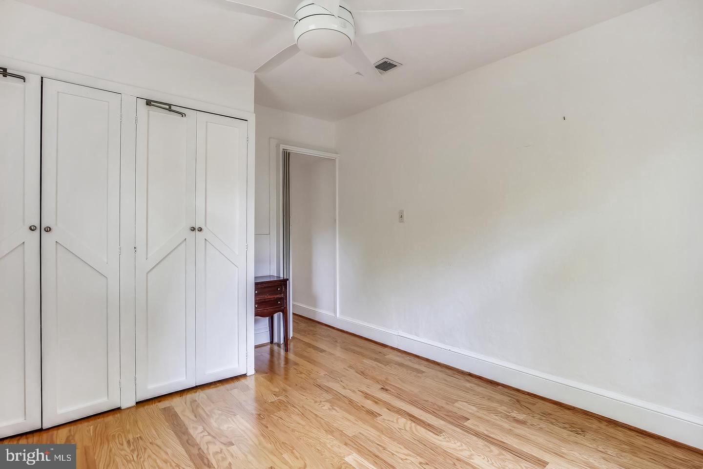 WOODMONT - Residential Lease