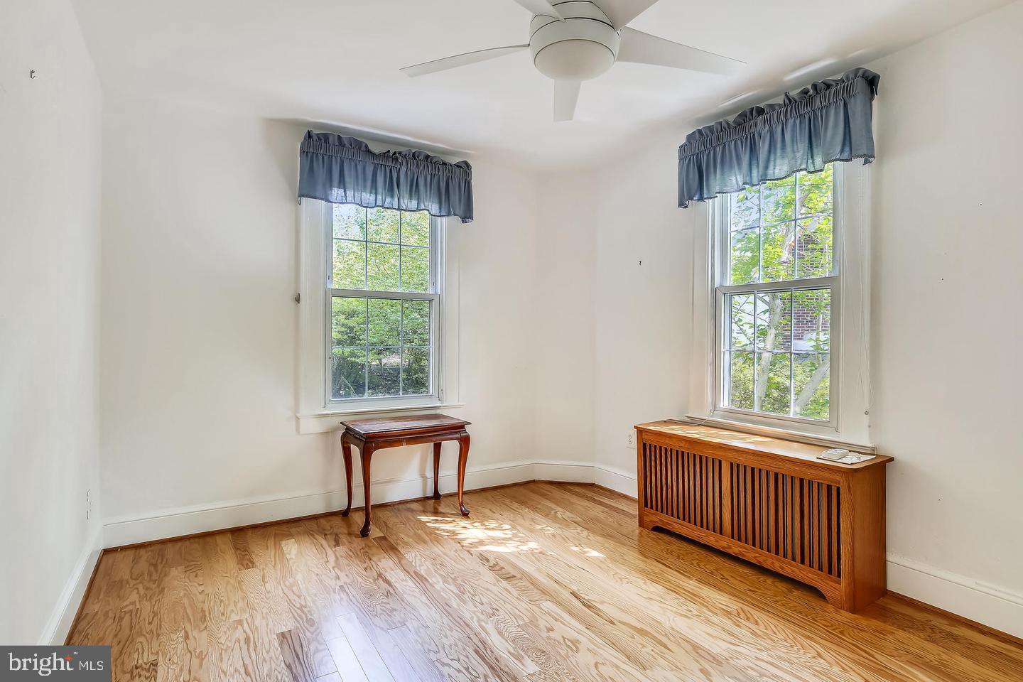 WOODMONT - Residential Lease