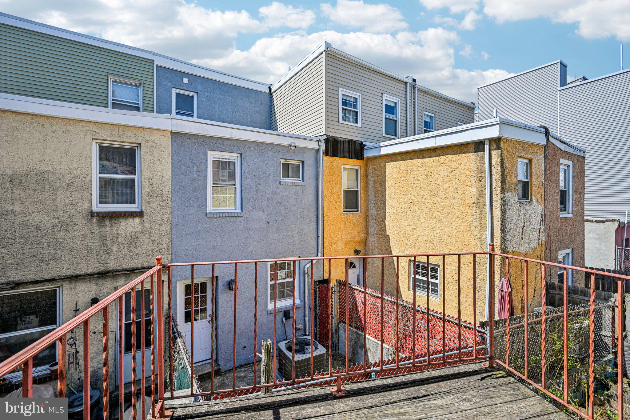 OLDE KENSINGTON - Residential