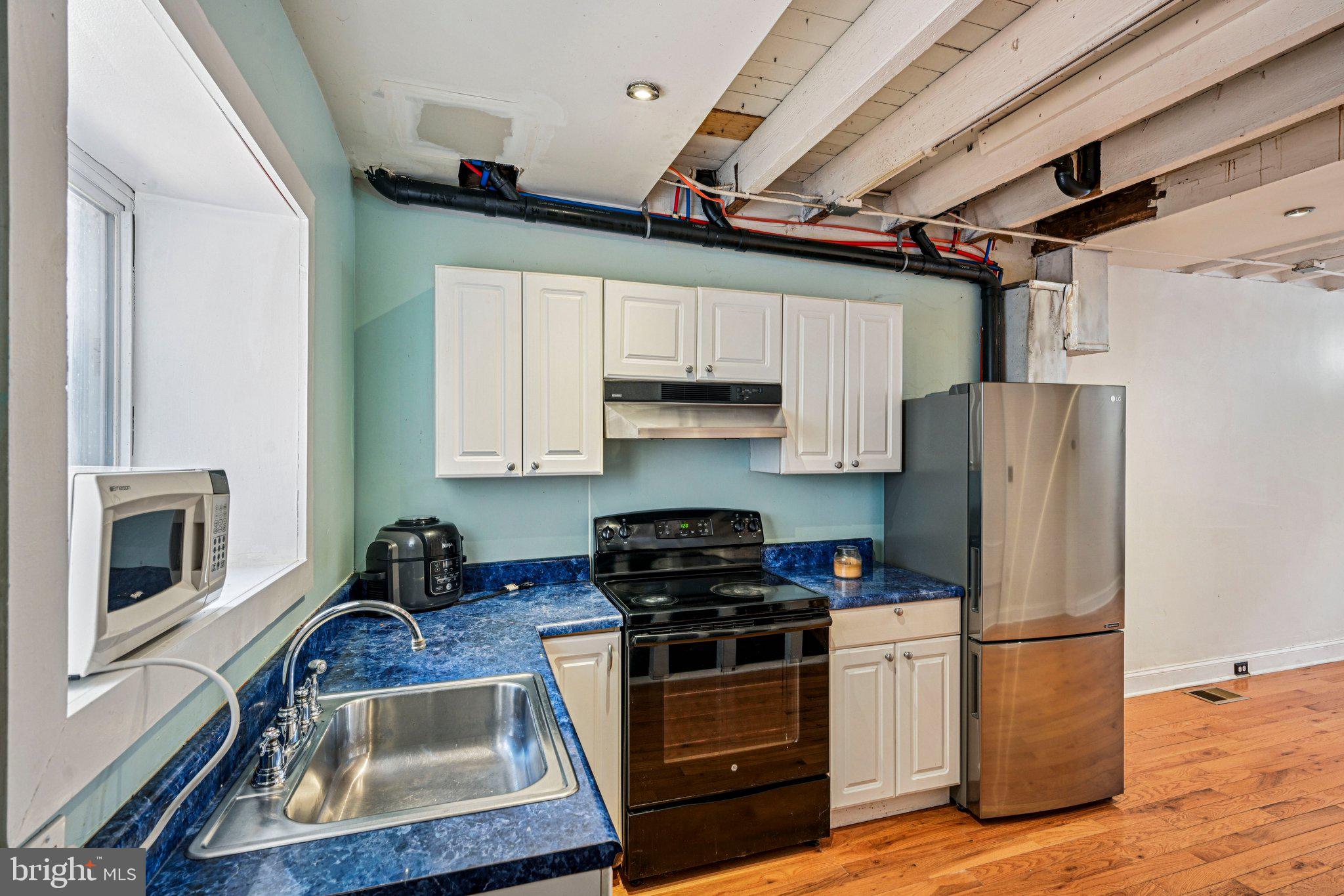 OLDE KENSINGTON - Residential