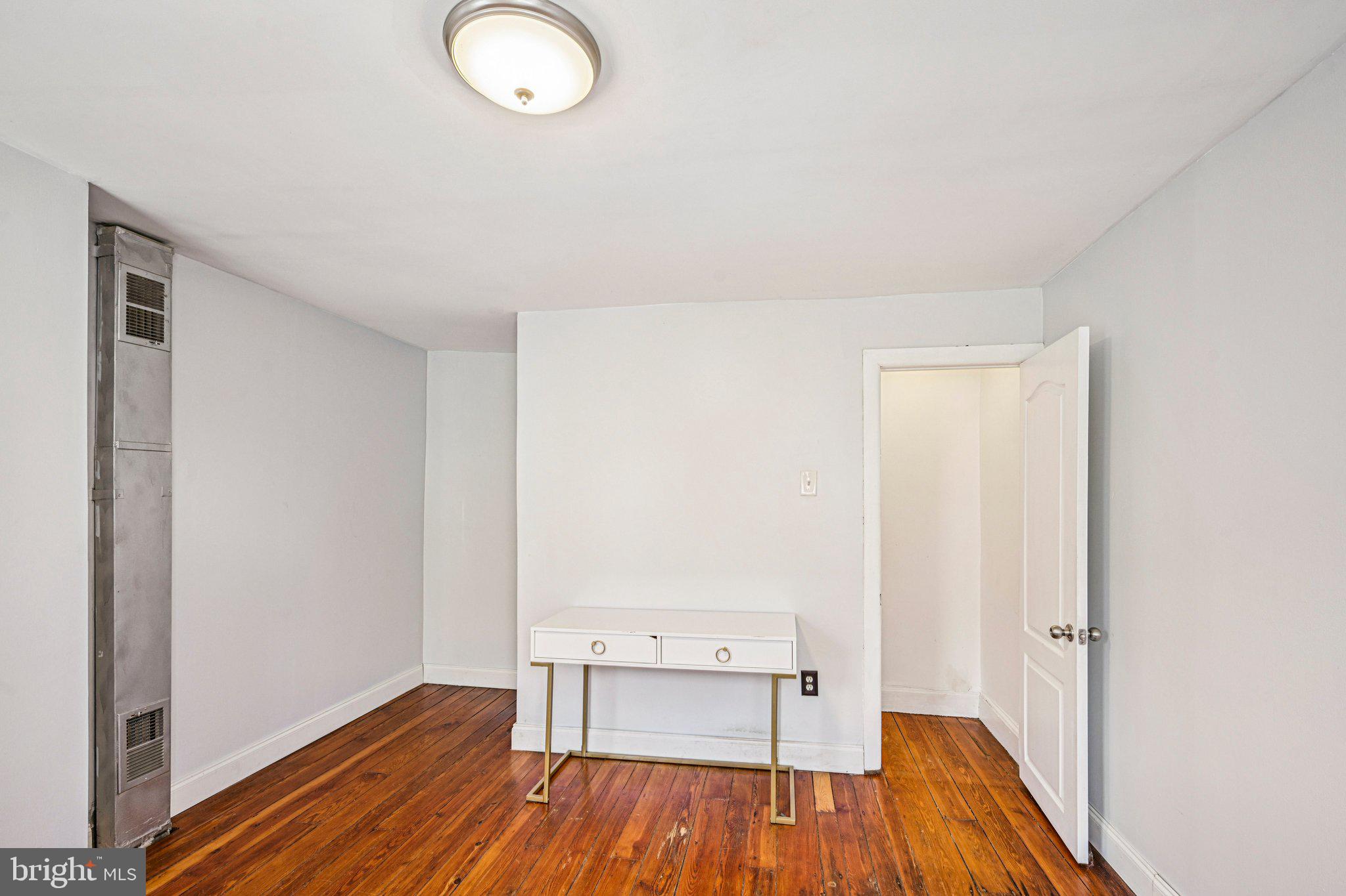 OLDE KENSINGTON - Residential