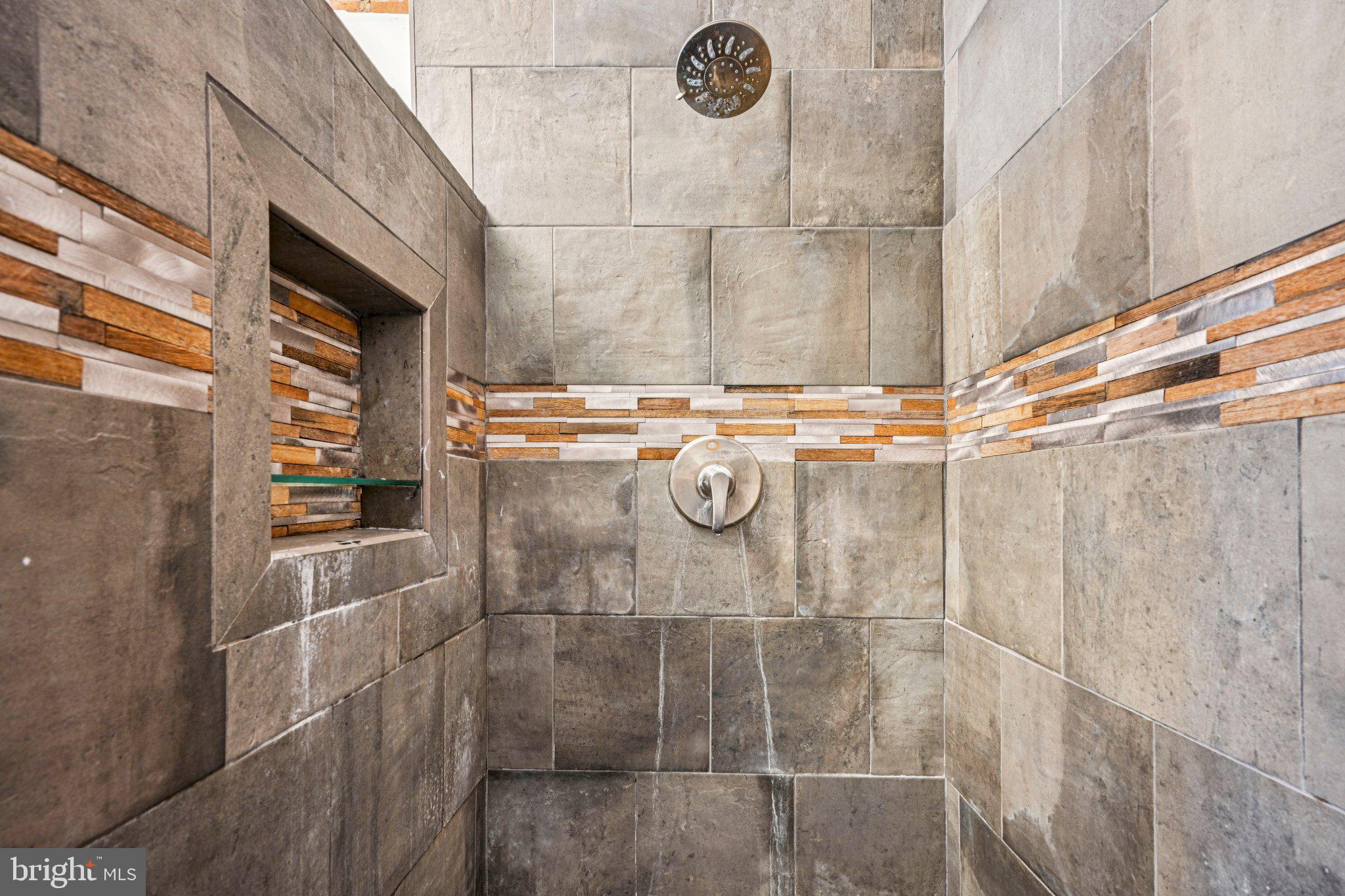 OLDE KENSINGTON - Residential