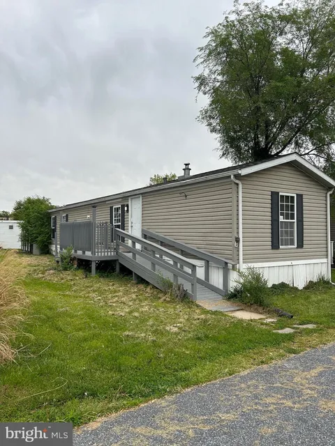 MLS: PADA2059234