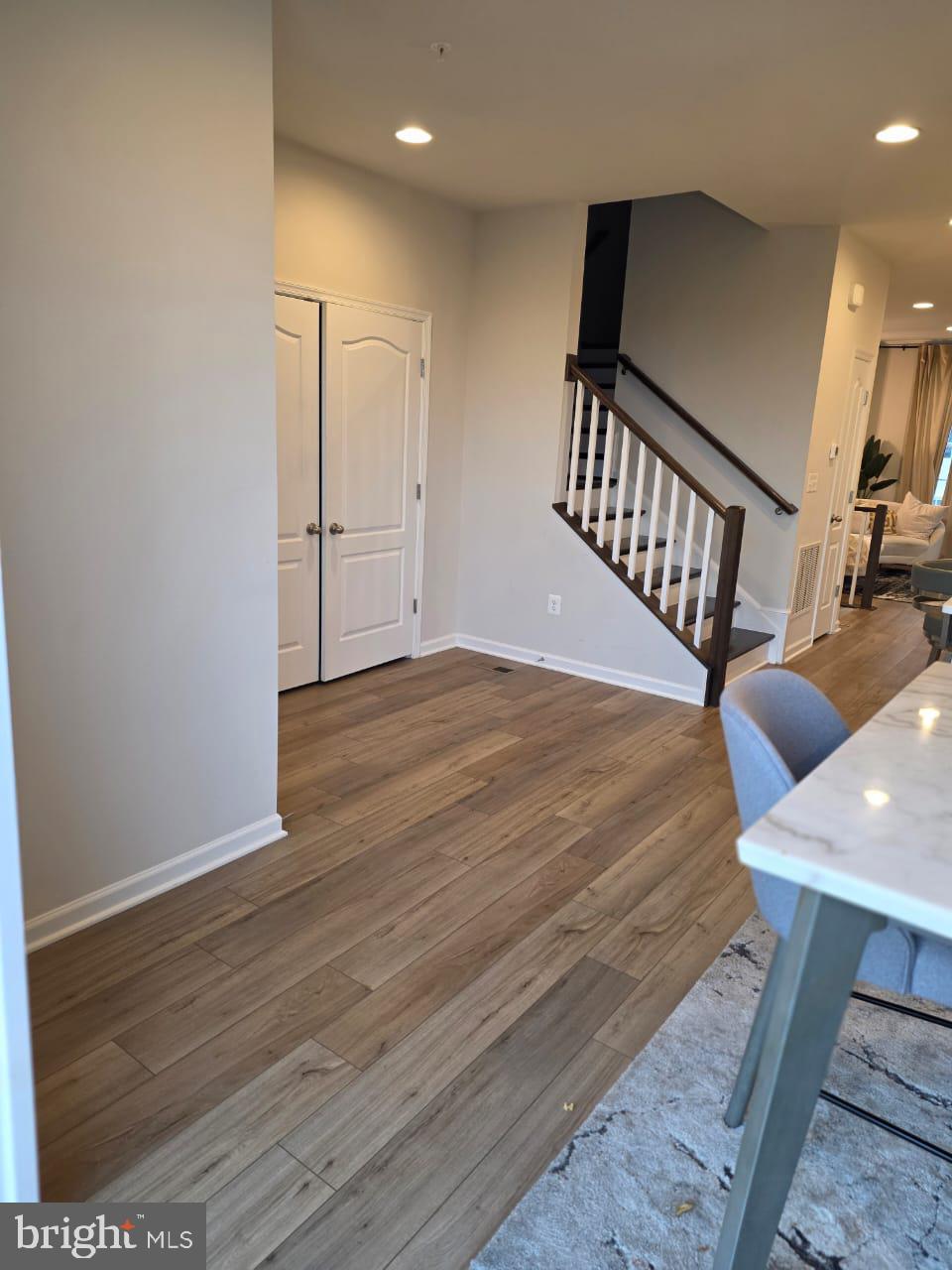 LAUREL OVERLOOK - Residential